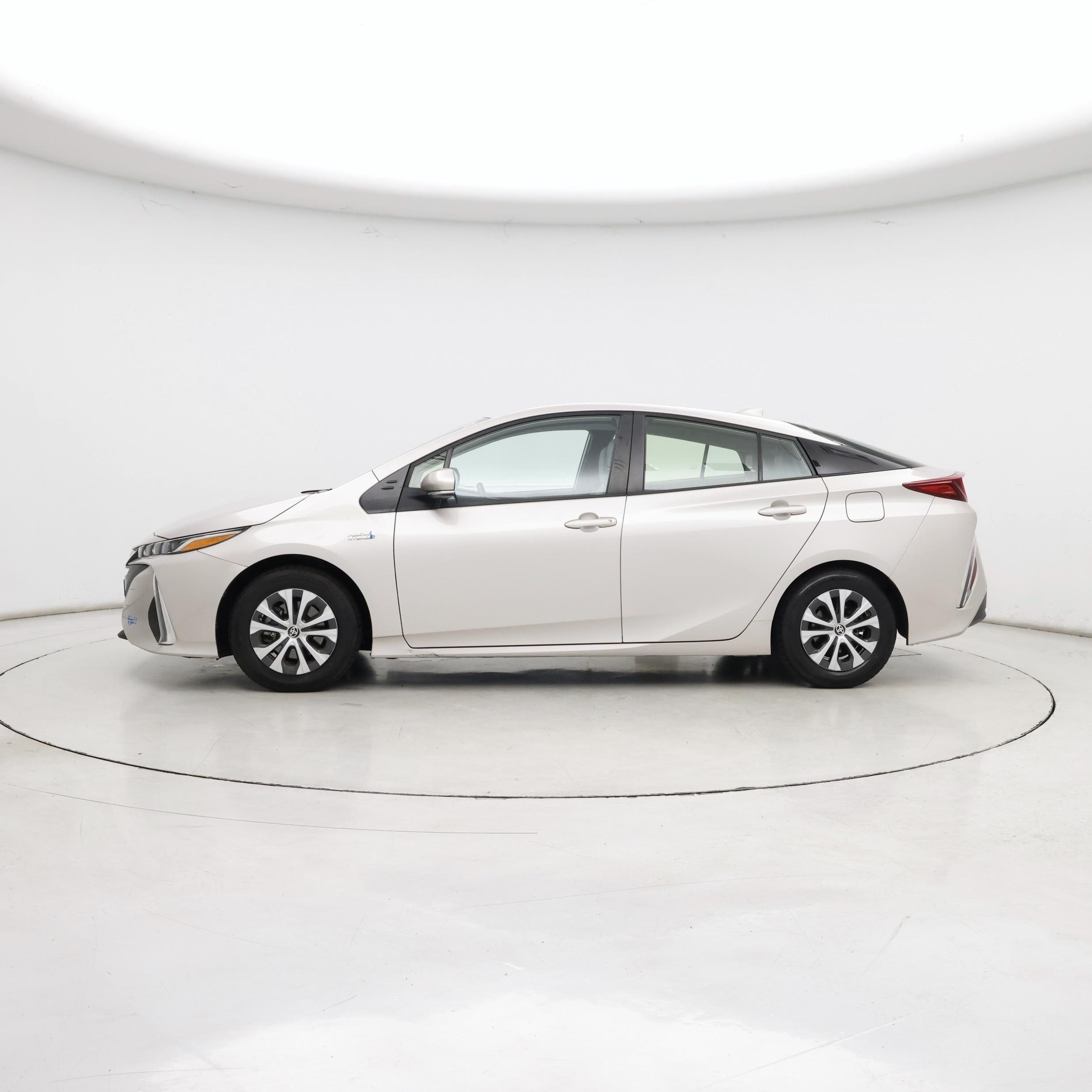 Thumbnail: 2021 Toyota Prius Prime - 3