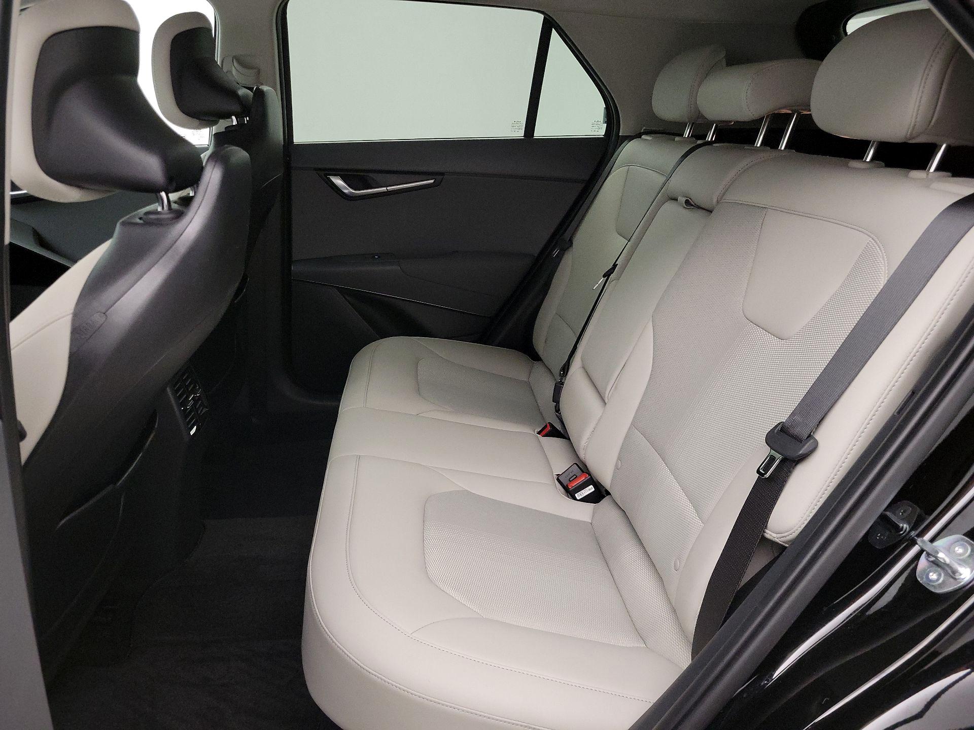 Thumbnail: 2025 Kia Niro - 20