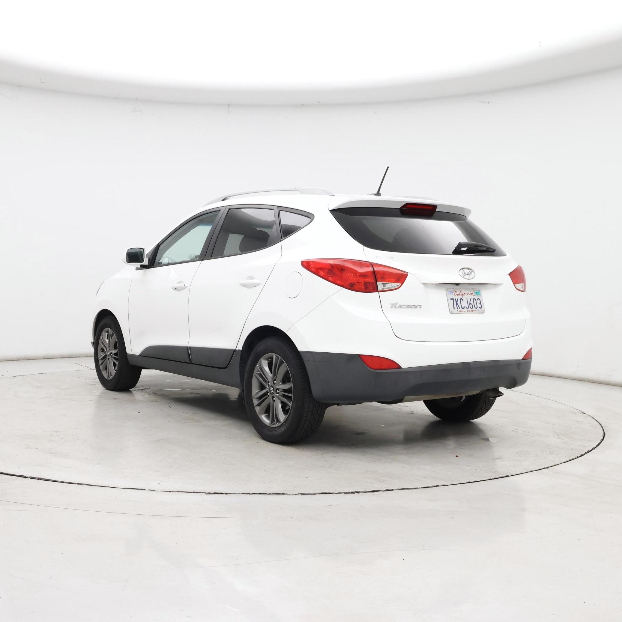 Thumbnail: 2015 Hyundai Tucson - 2