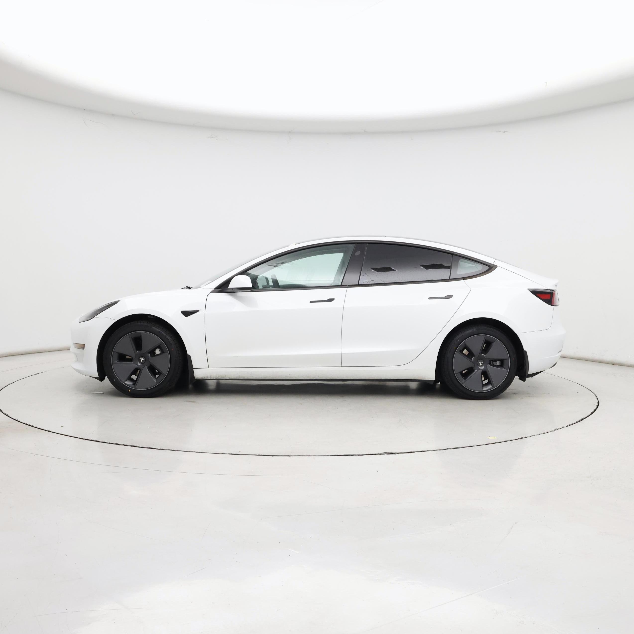 Thumbnail: 2023 Tesla Model 3 - 3