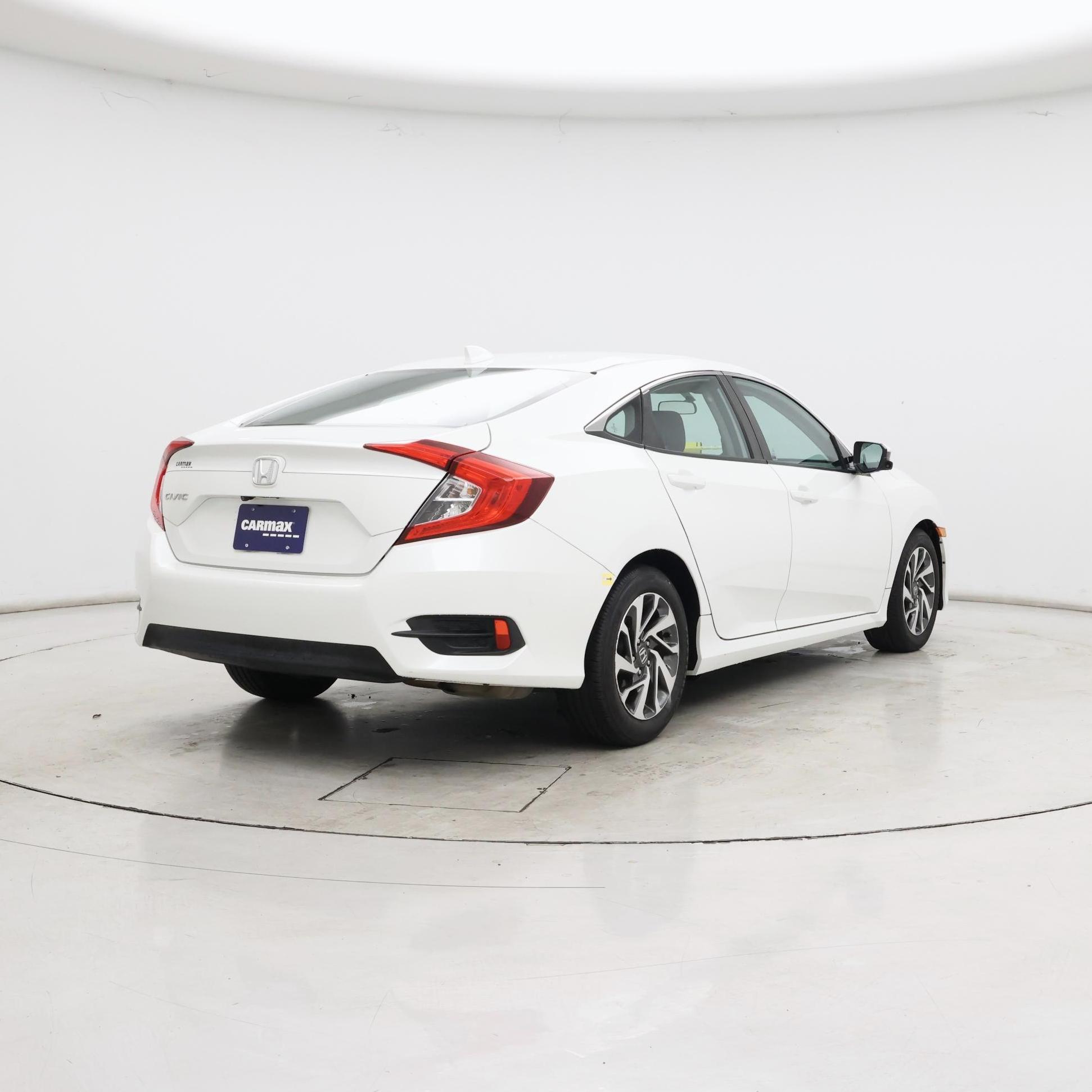 Thumbnail: 2017 Honda Civic - 8