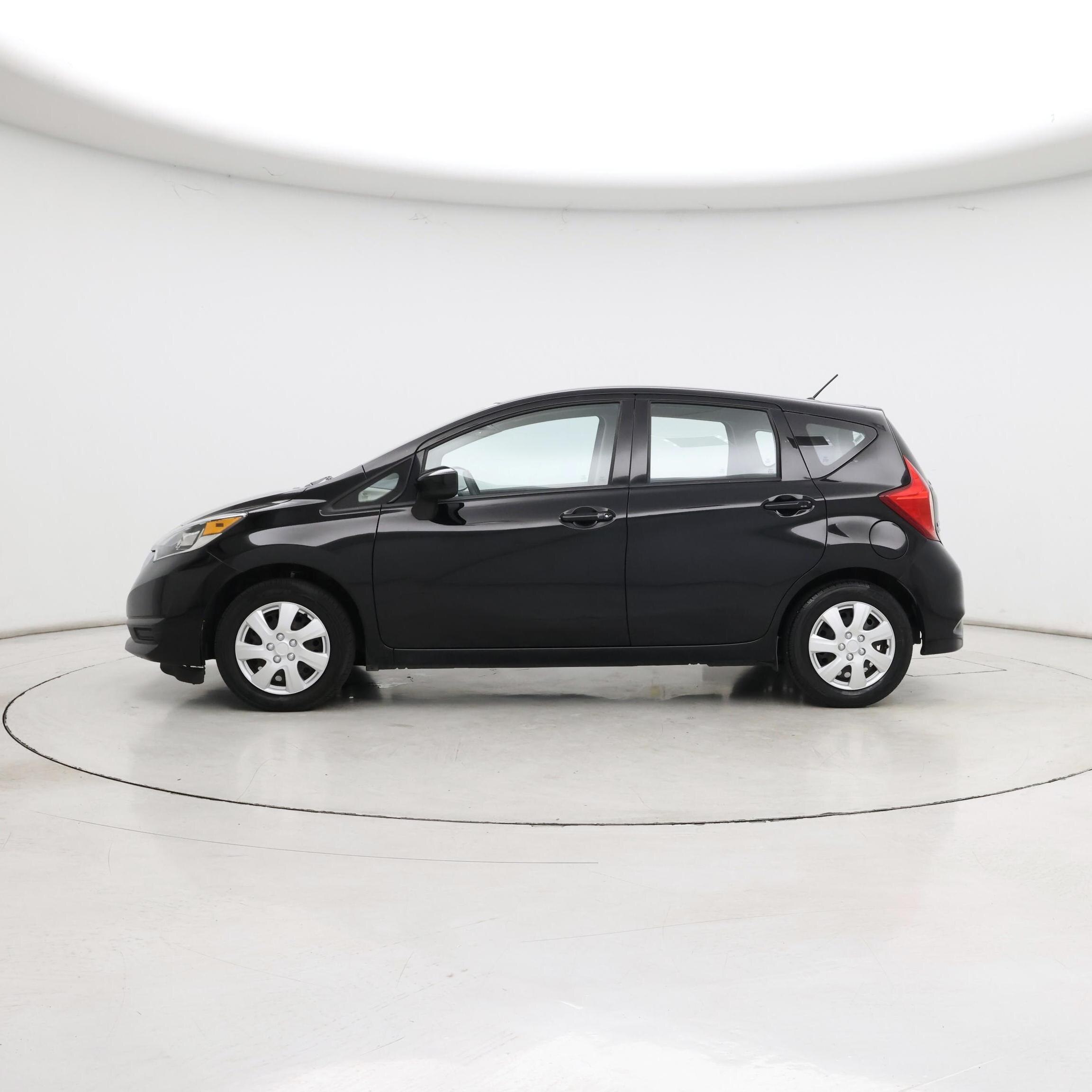 Thumbnail: 2019 Nissan Versa Note - 3