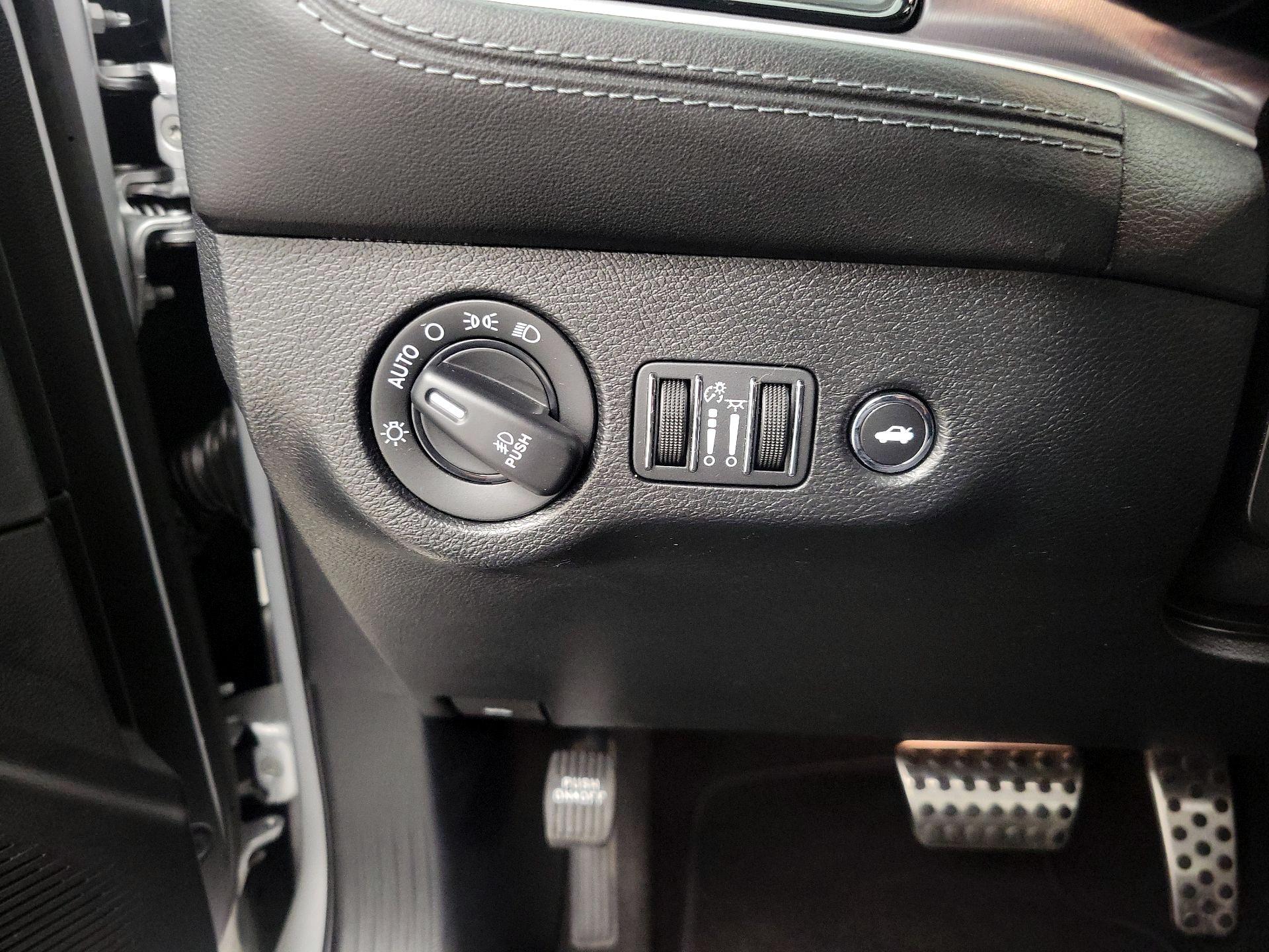 Thumbnail: 2020 Dodge Challenger - 13