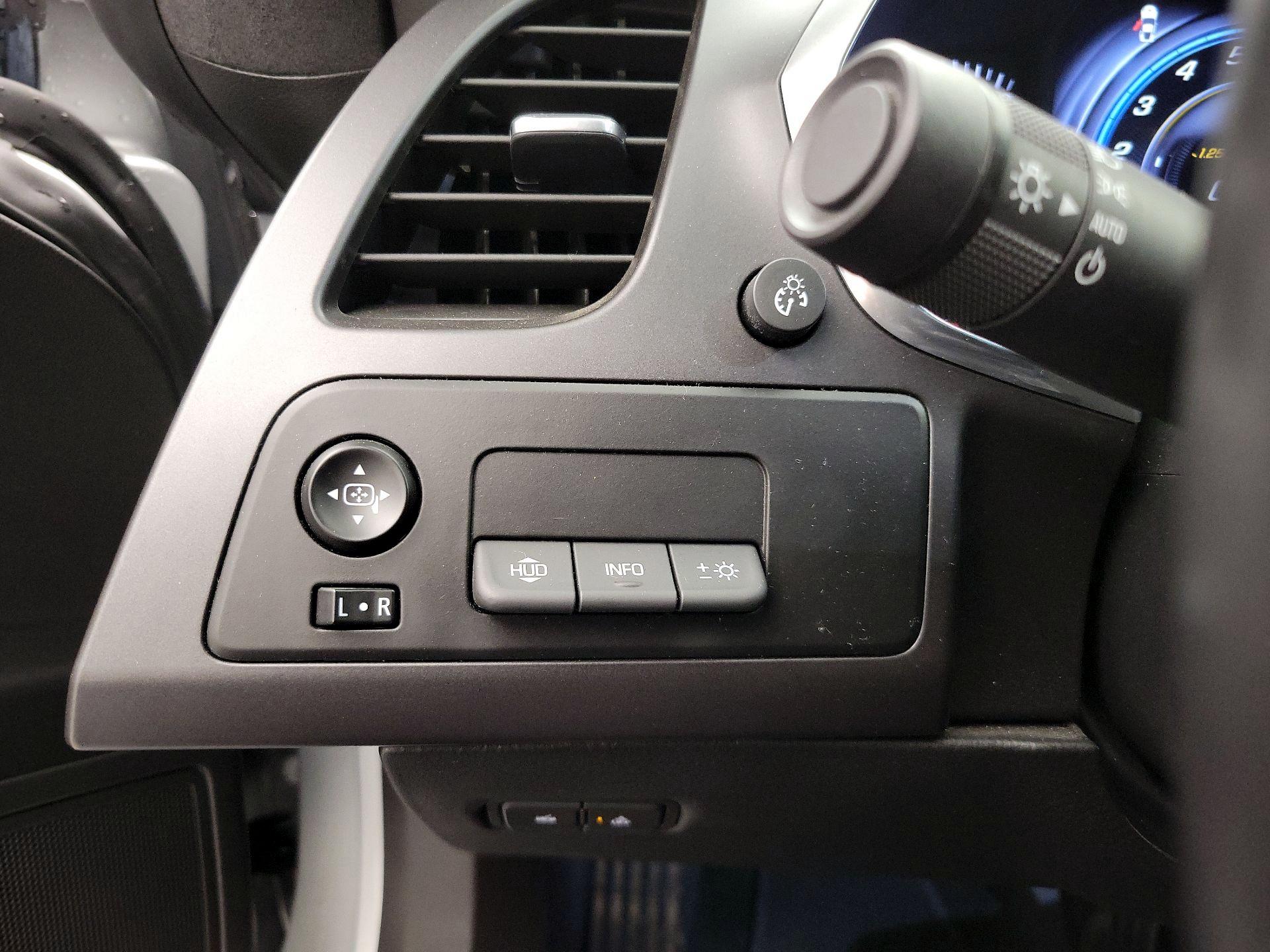 Thumbnail: 2017 Chevrolet Corvette - 13