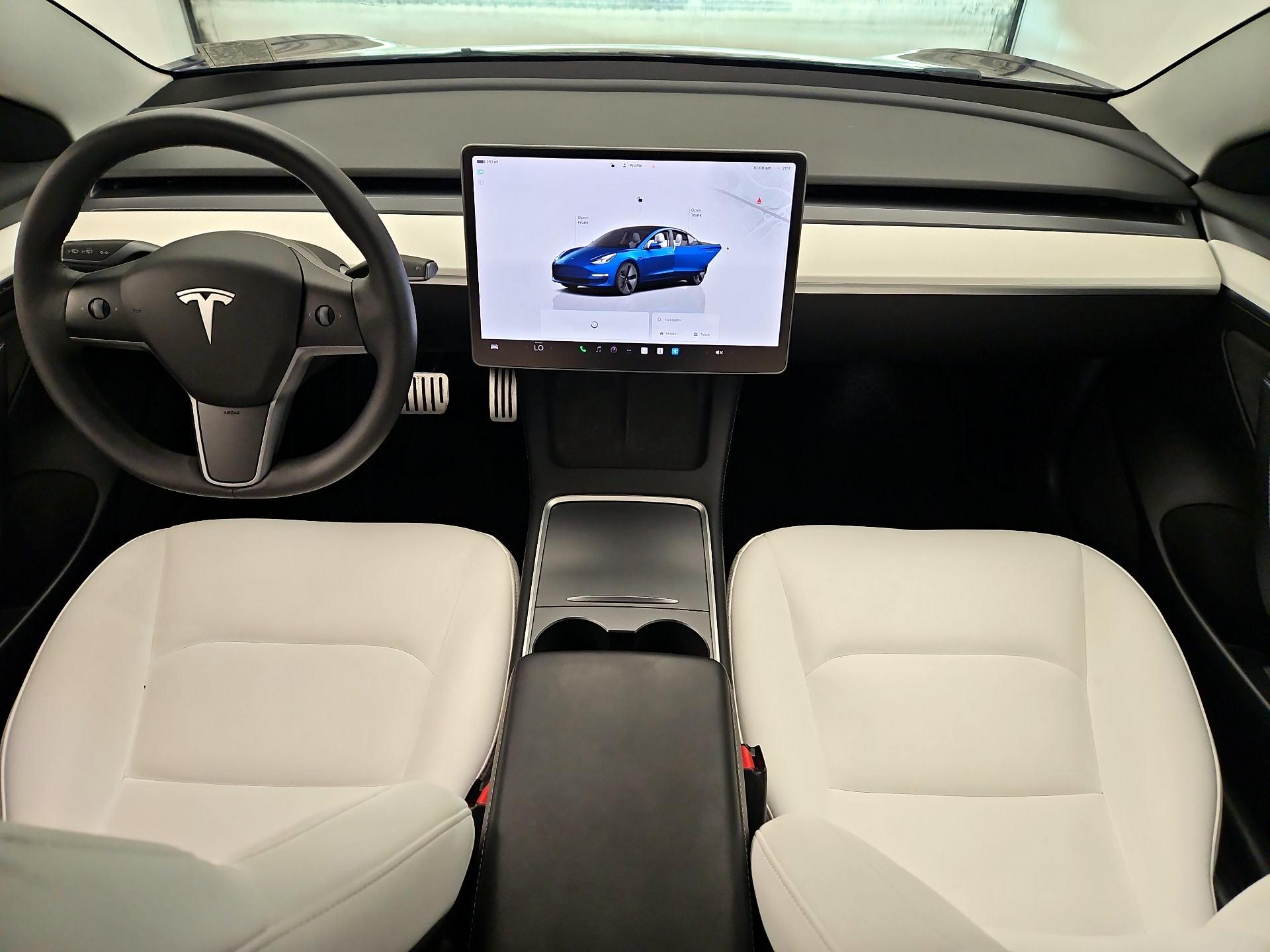 Thumbnail: 2022 Tesla Model 3 - 9