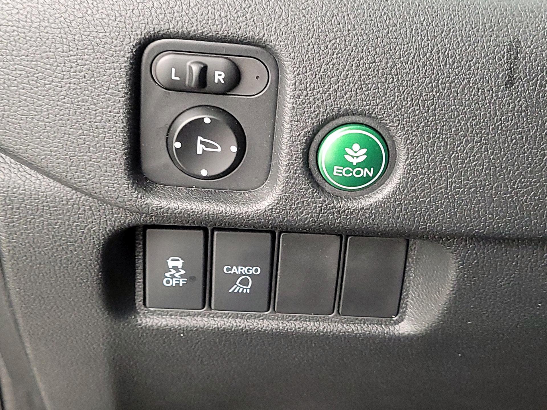 Thumbnail: 2017 Honda Ridgeline - 13