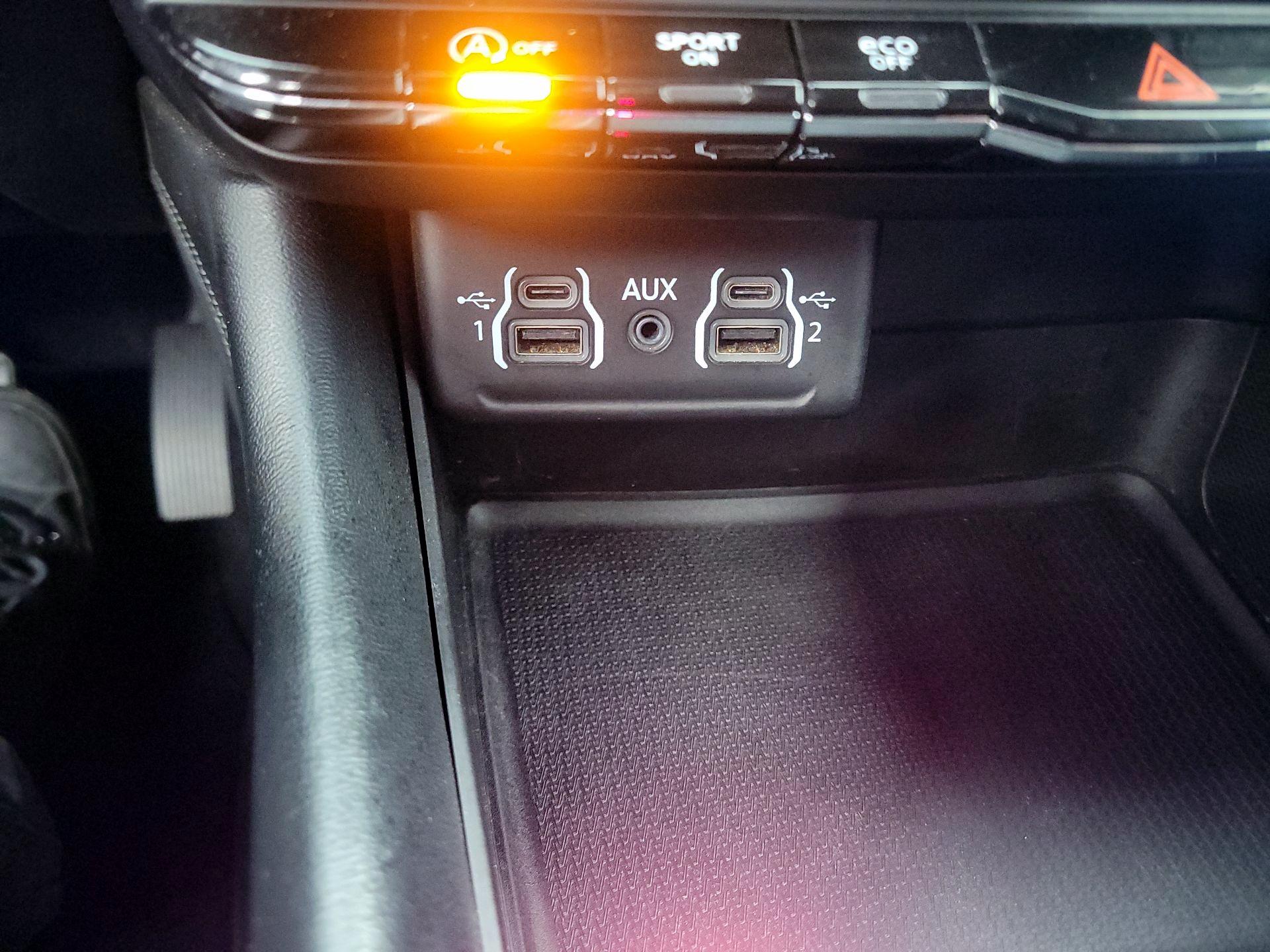 Thumbnail: 2021 Dodge Durango - 18