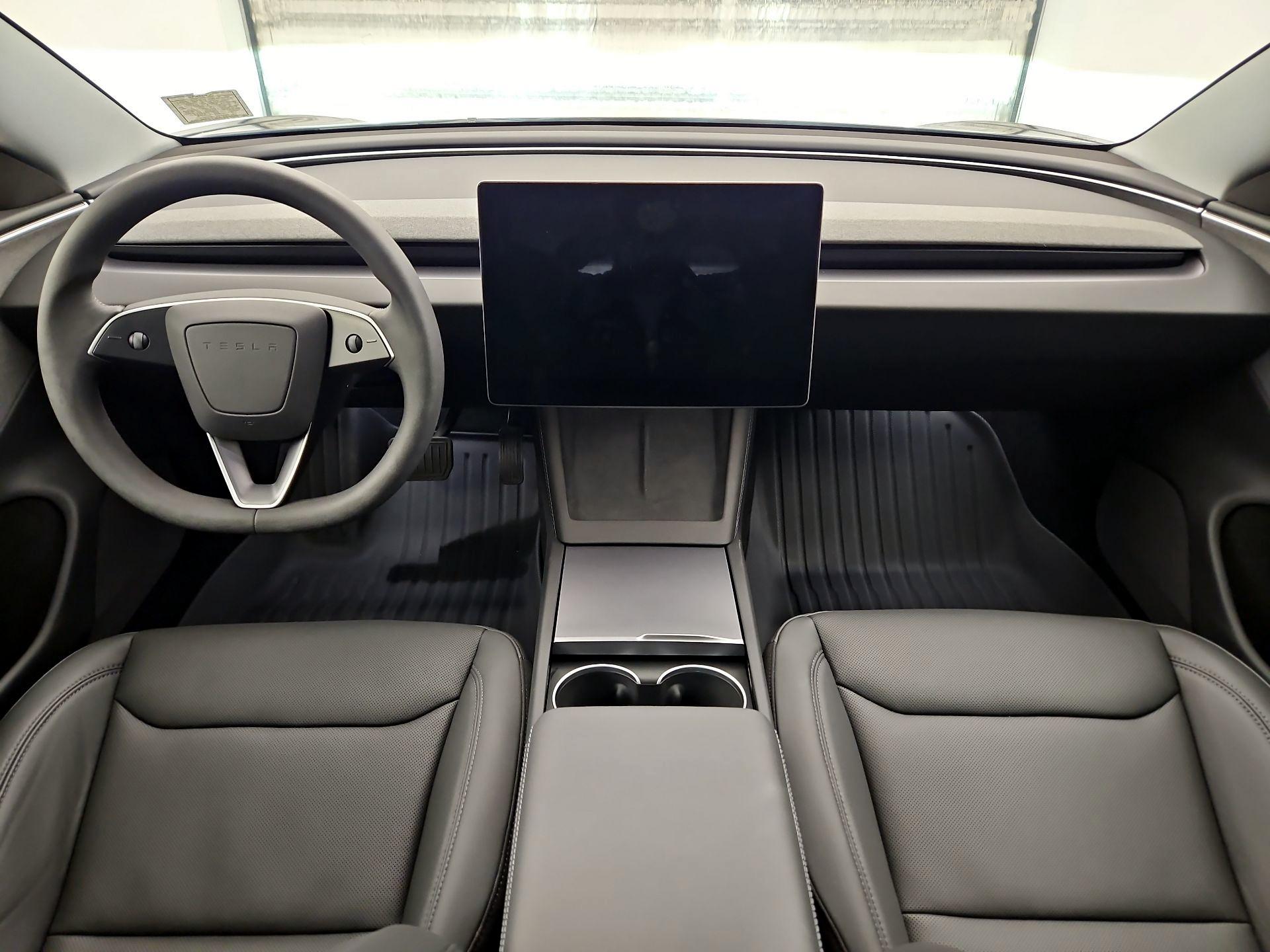 Thumbnail: 2025 Tesla Model 3 - 9
