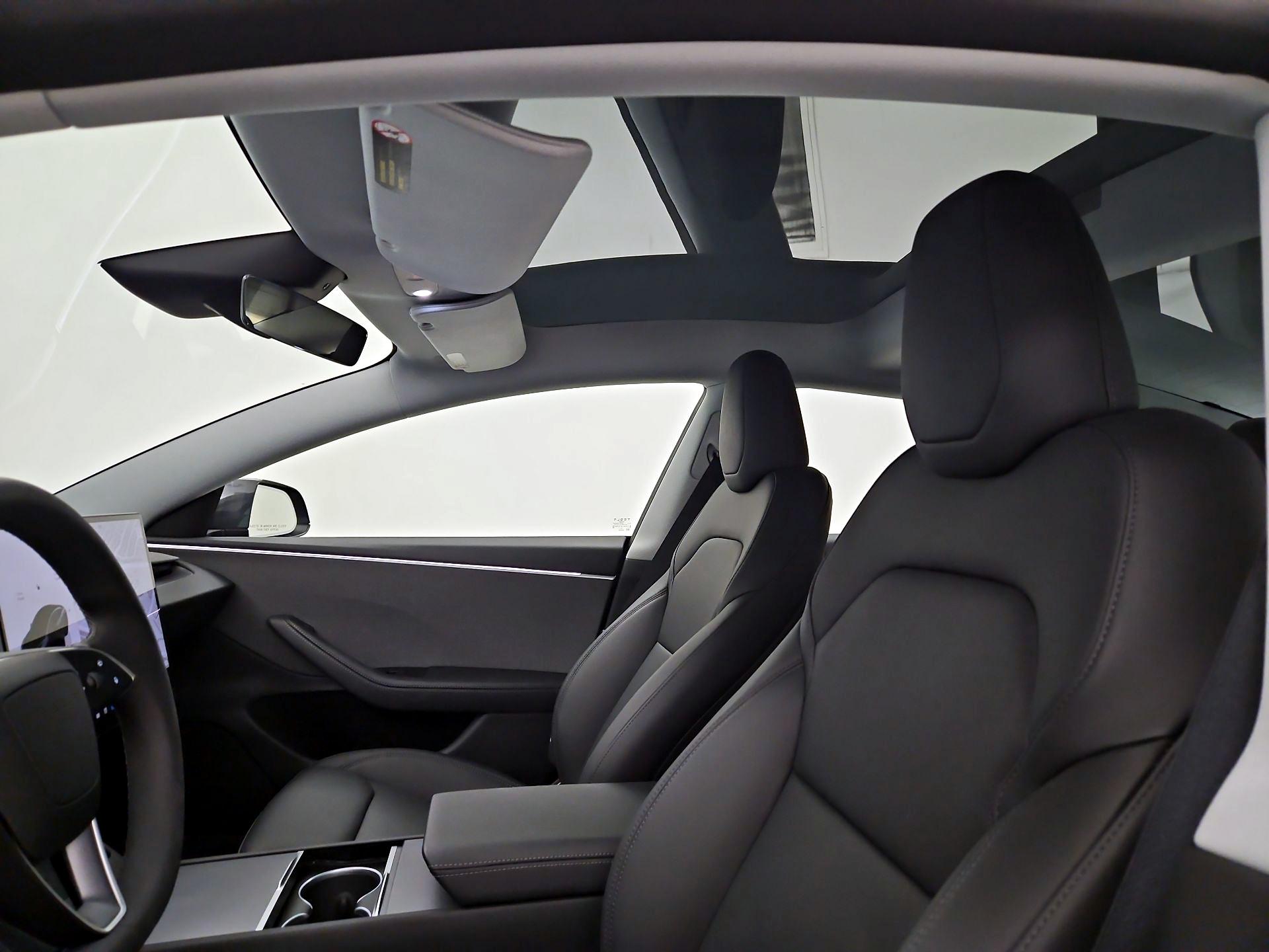 Thumbnail: 2025 Tesla Model 3 - 18