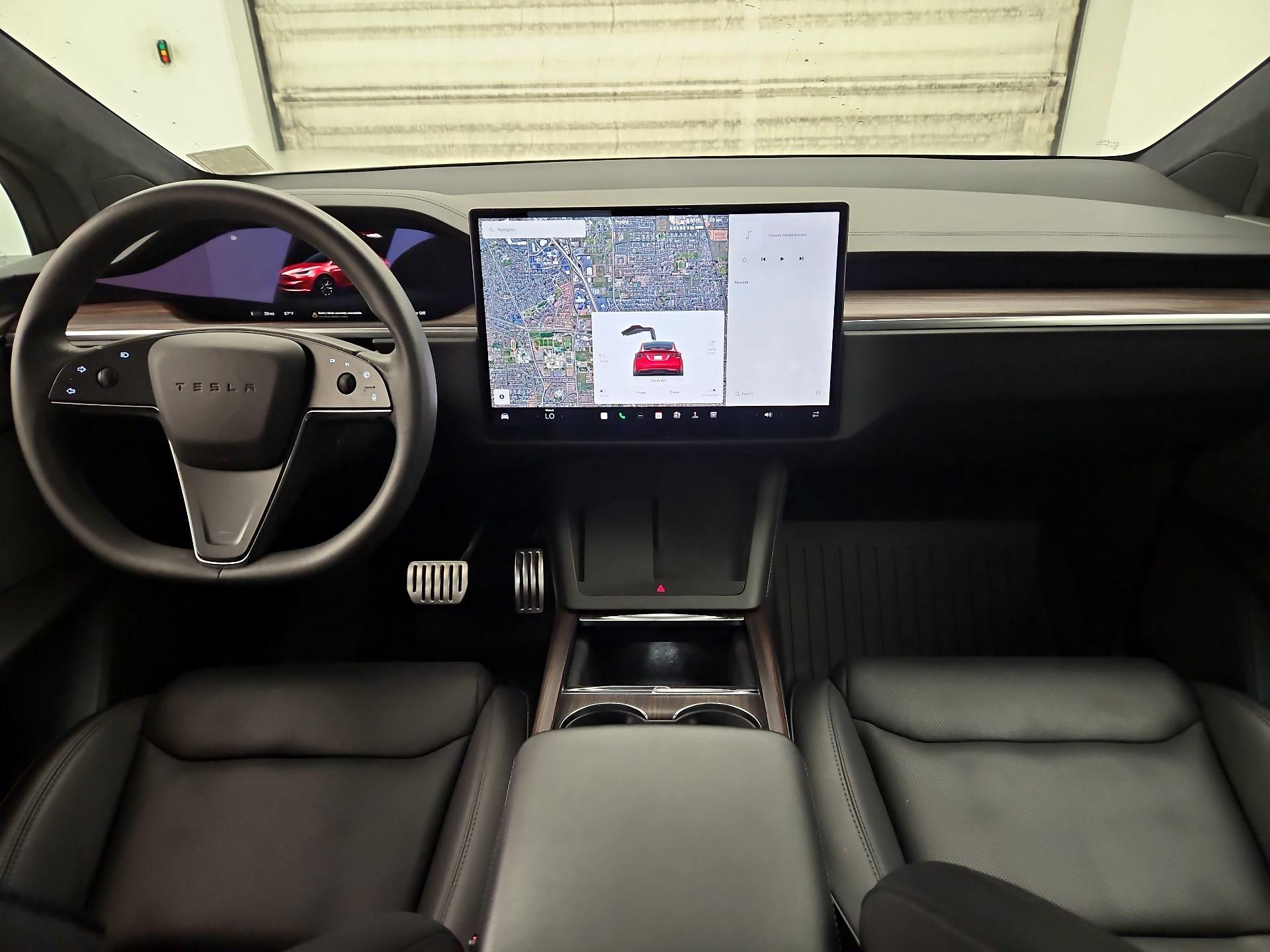 Thumbnail: 2024 Tesla Model X - 9
