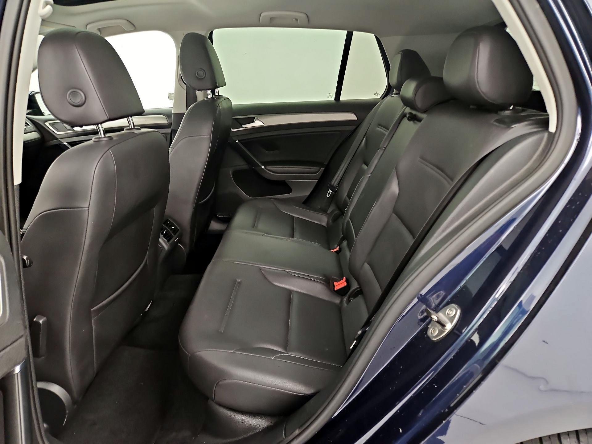 Thumbnail: 2015 Volkswagen Golf - 19