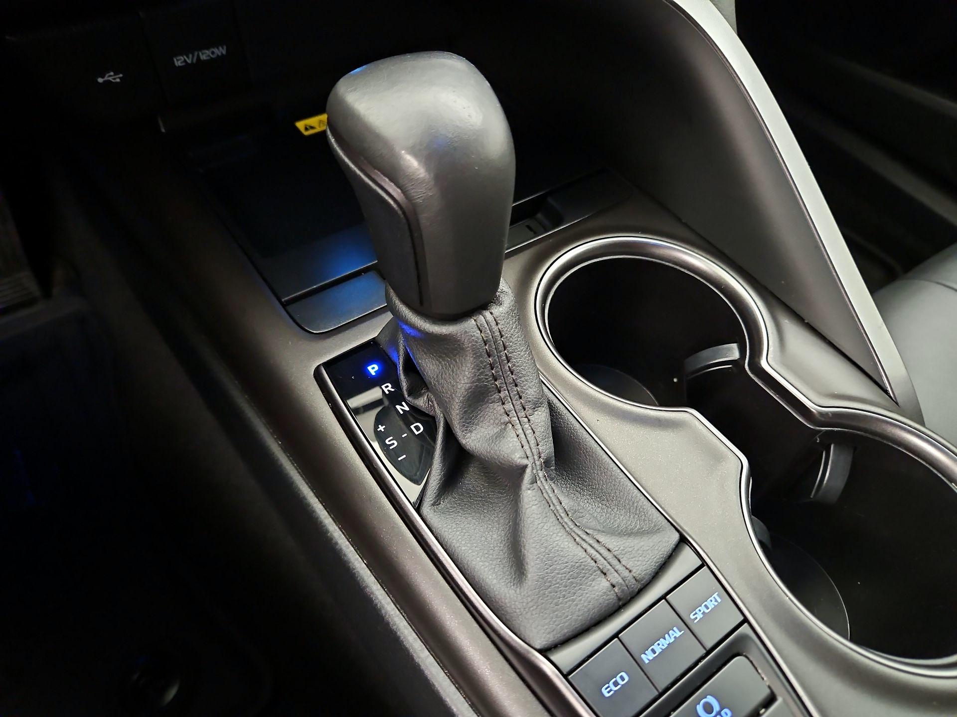 Thumbnail: 2024 Toyota Camry - 17