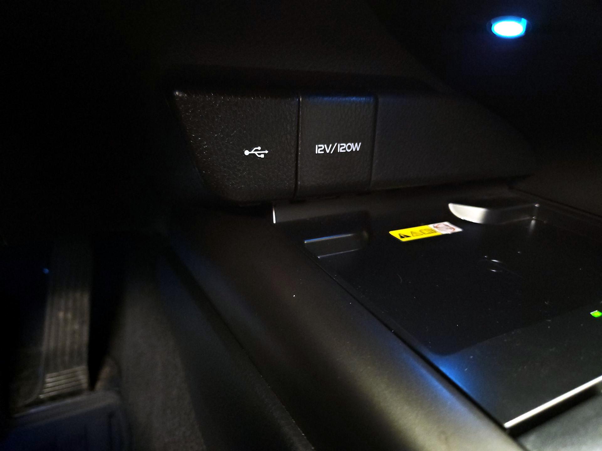 Thumbnail: 2024 Toyota Camry - 18