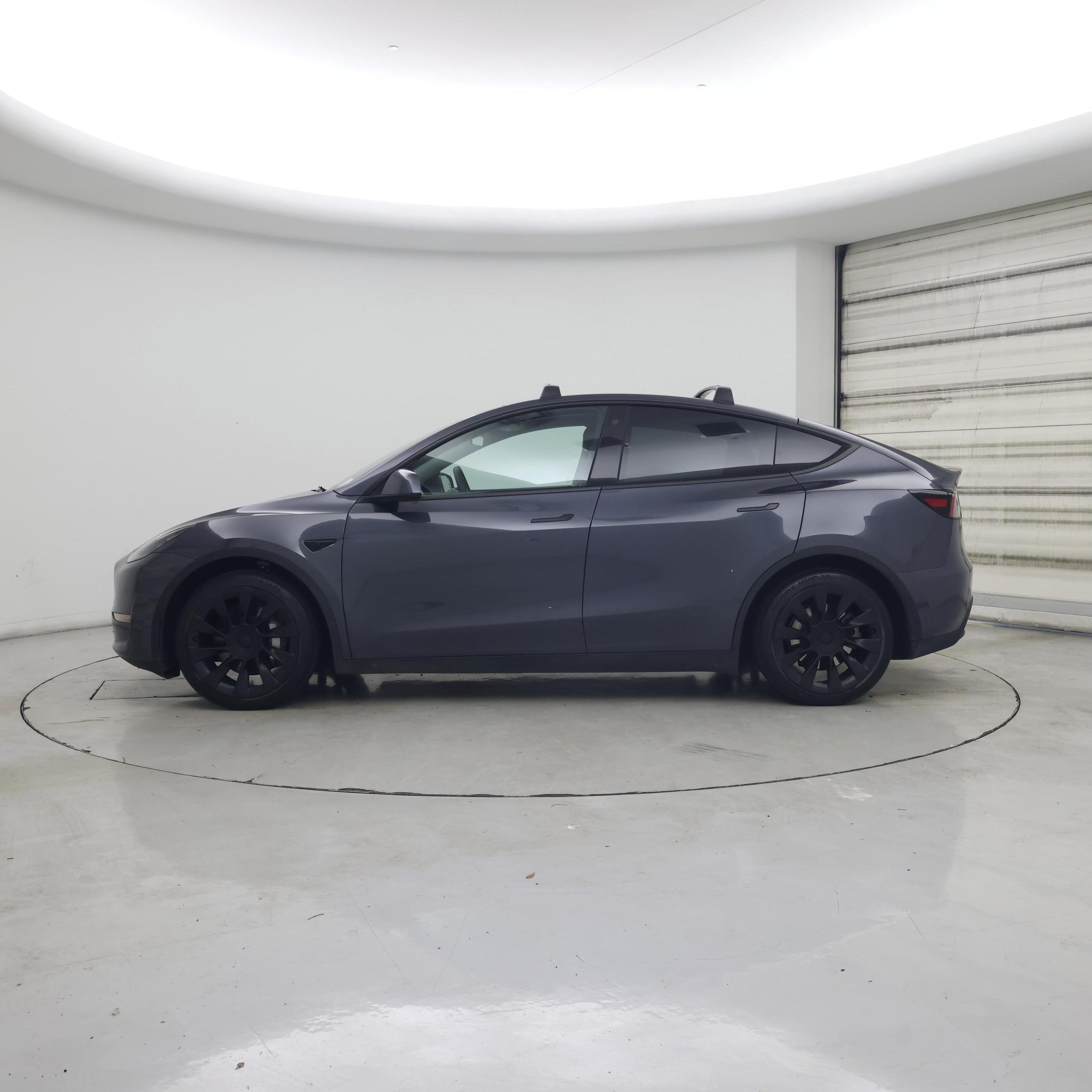 Thumbnail: 2023 Tesla Model Y - 3