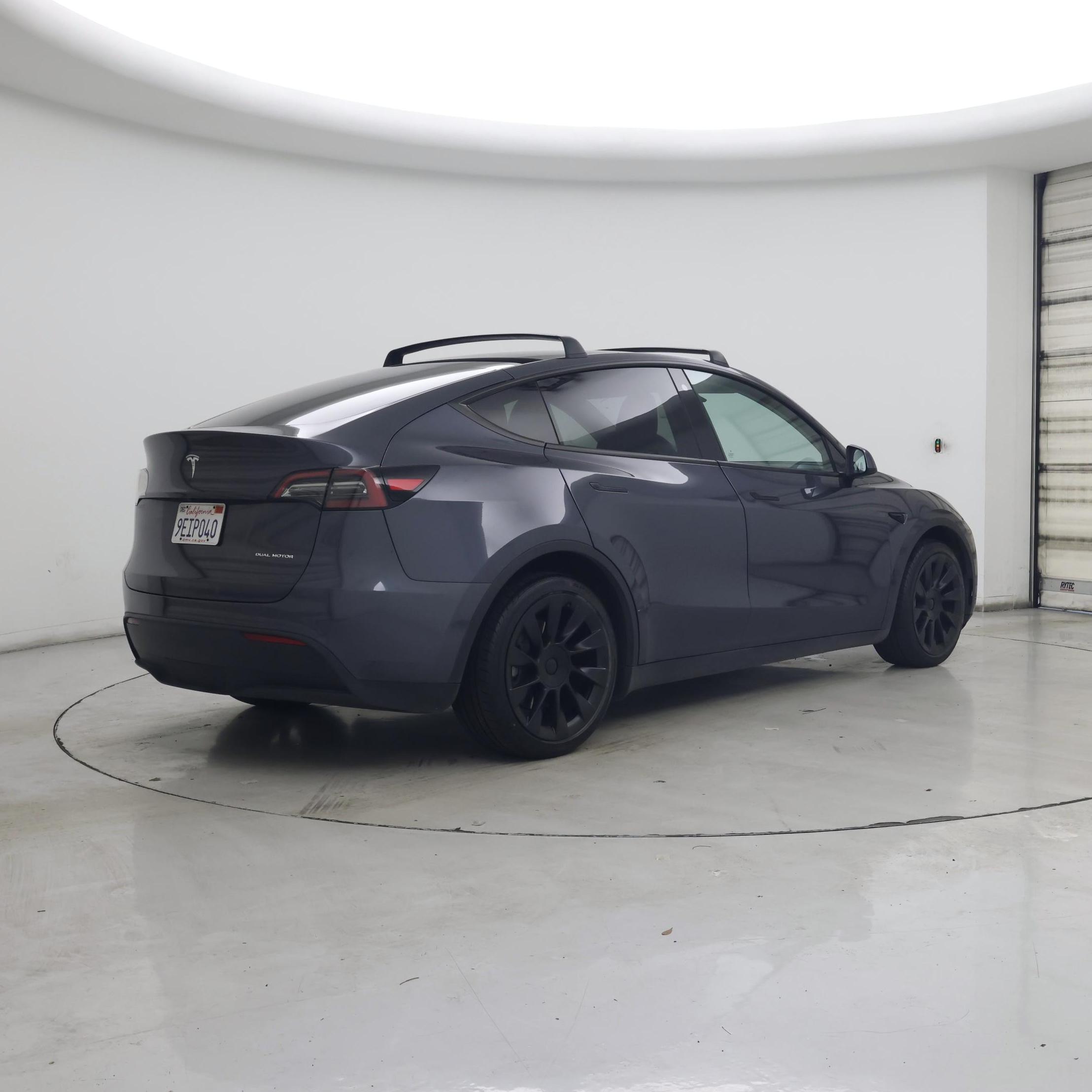 Thumbnail: 2023 Tesla Model Y - 8