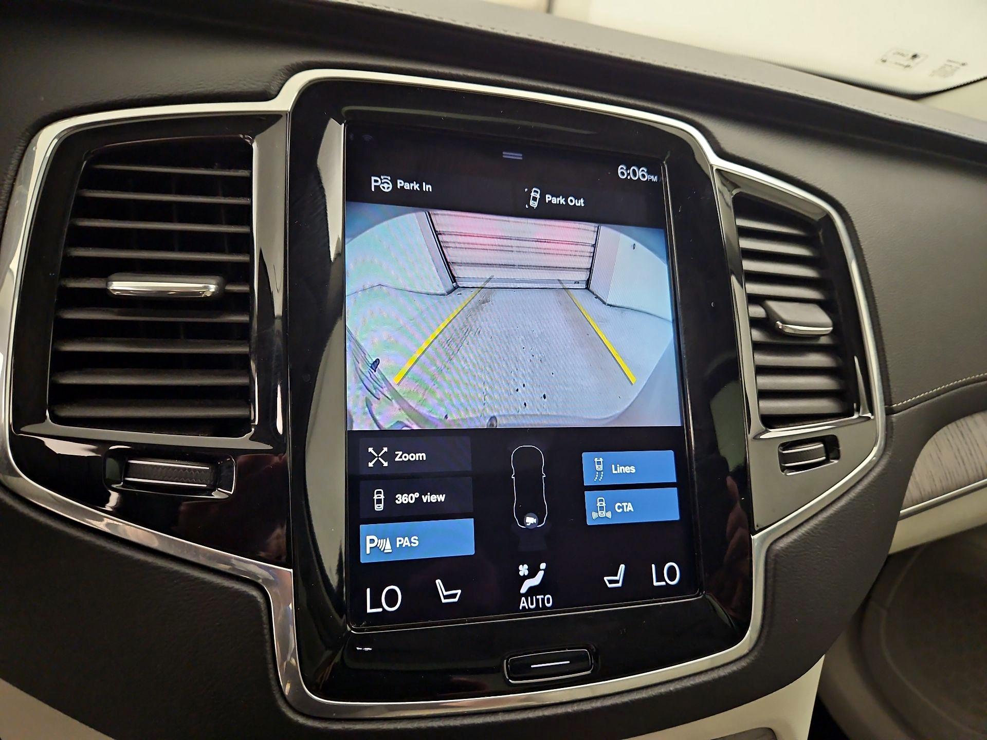 Thumbnail: 2020 Volvo XC90 - 15