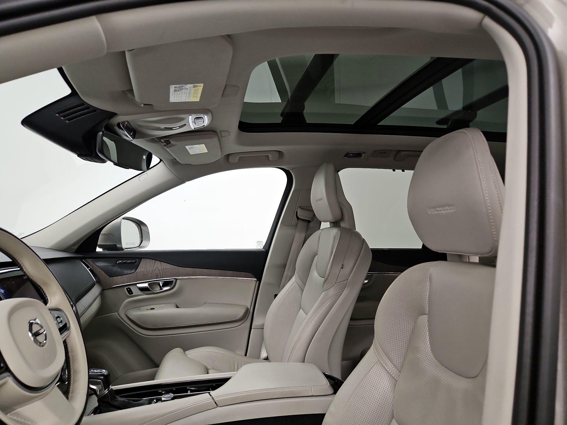 Thumbnail: 2020 Volvo XC90 - 20