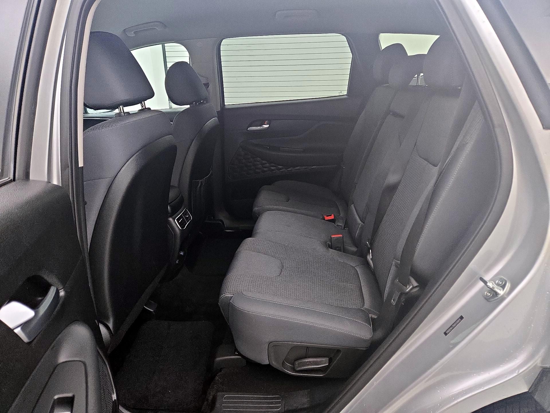 Thumbnail: 2021 Hyundai Santa Fe - 18