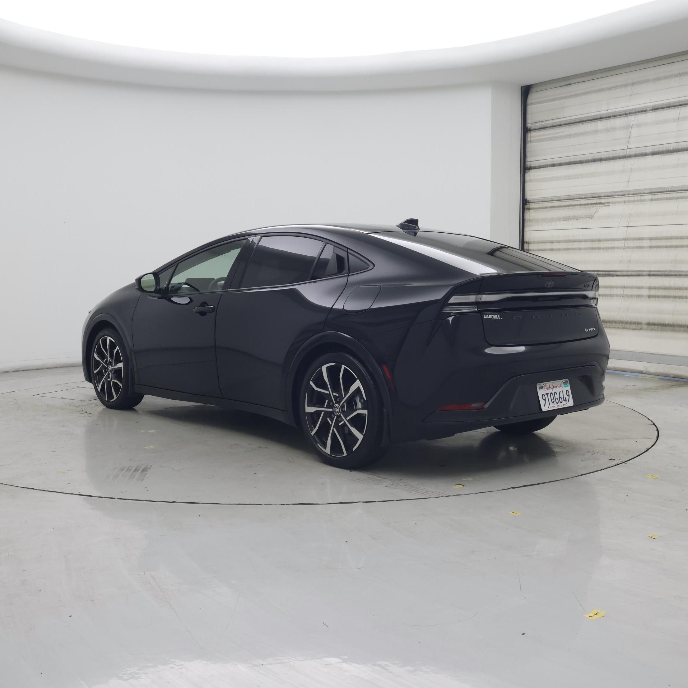 Thumbnail: 2025 Toyota Prius - 2