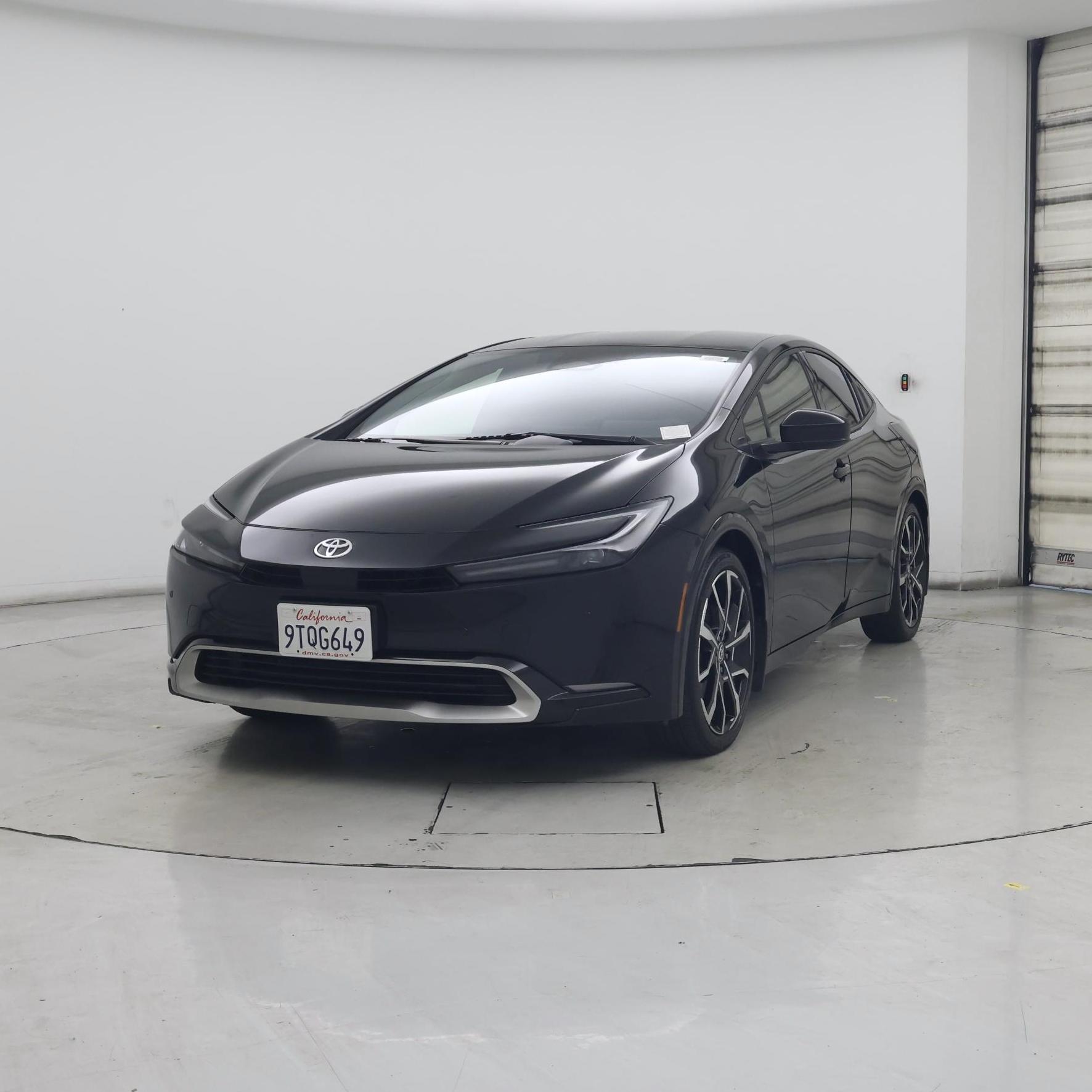 Thumbnail: 2025 Toyota Prius - 4