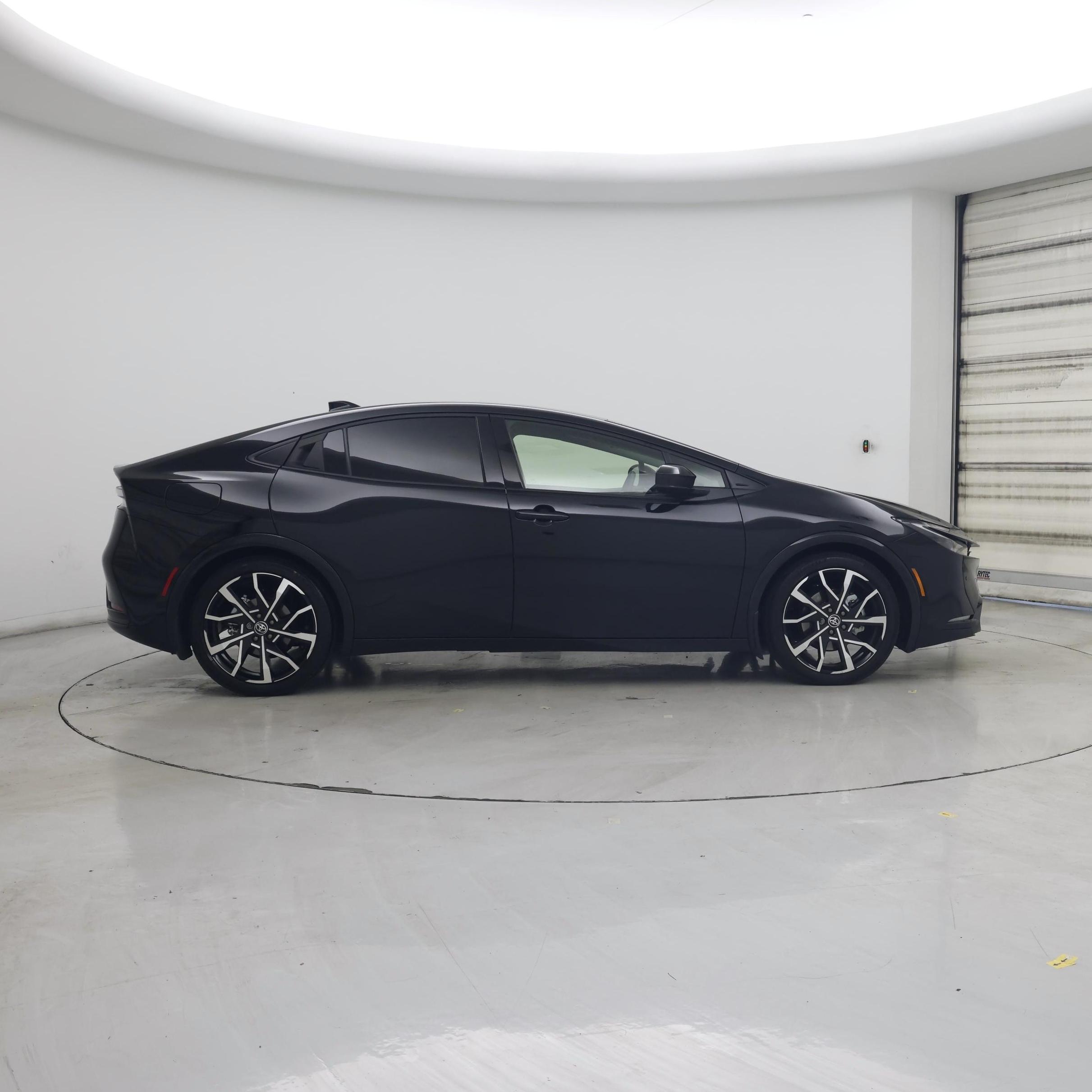 Thumbnail: 2025 Toyota Prius - 7