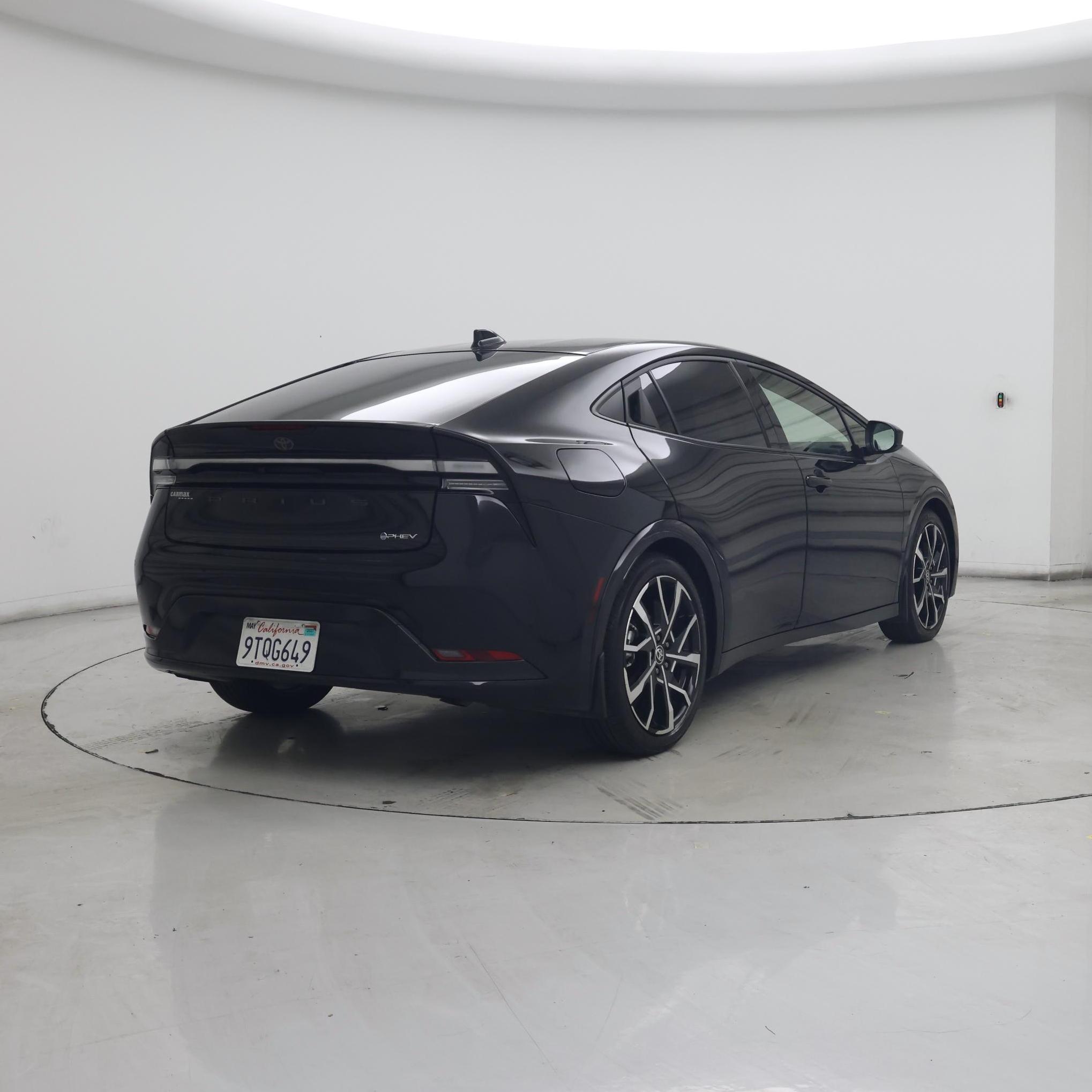 Thumbnail: 2025 Toyota Prius - 8