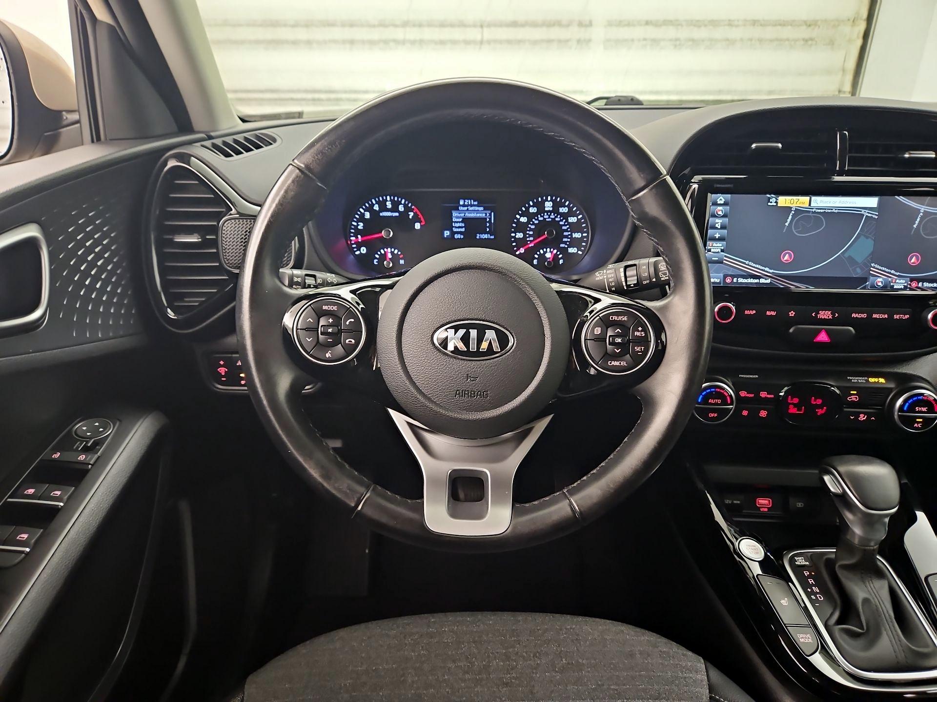 Thumbnail: 2020 Kia Soul - 10