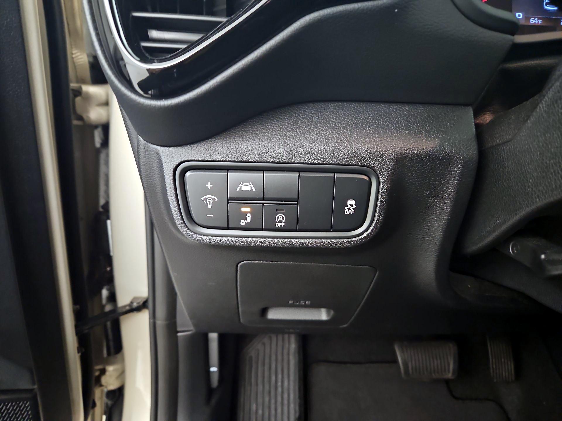 Thumbnail: 2020 Kia Soul - 13