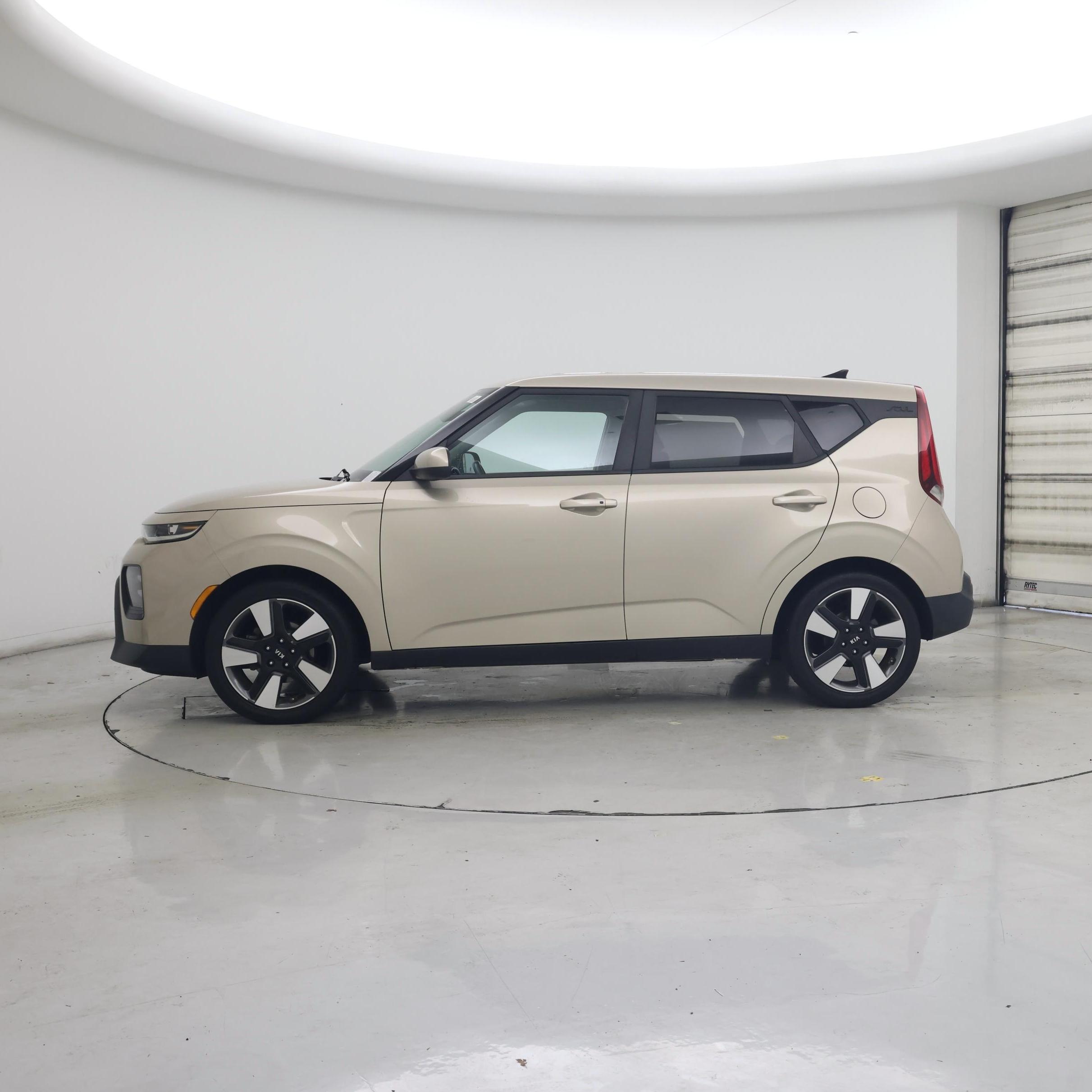 Thumbnail: 2020 Kia Soul - 3