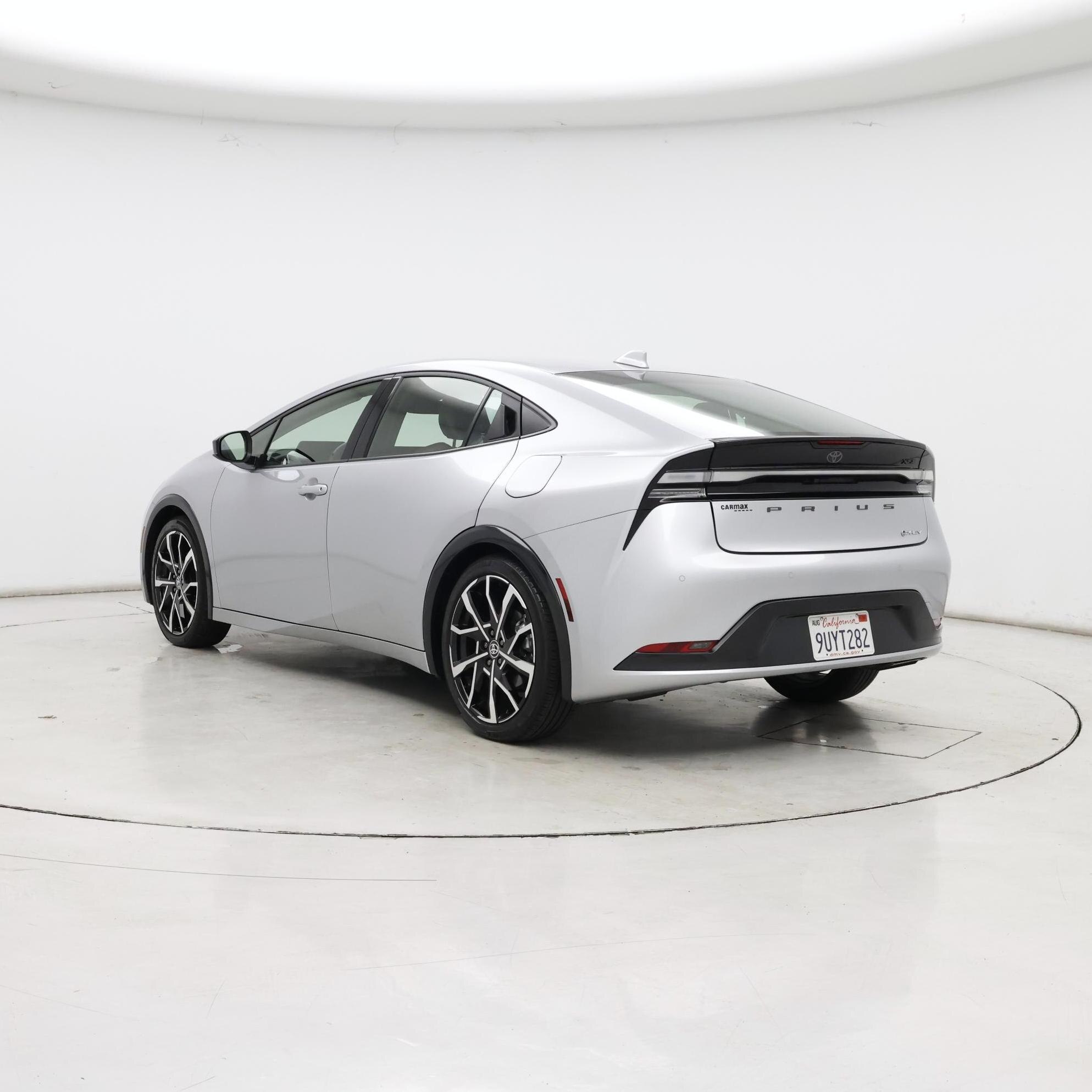 Thumbnail: 2025 Toyota Prius - 2