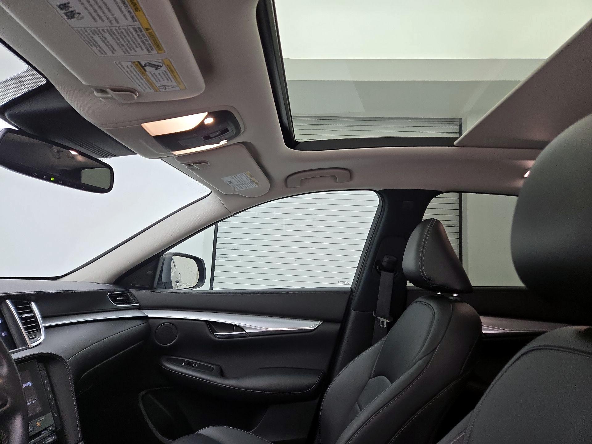 Thumbnail: 2020 INFINITI QX50 - 18