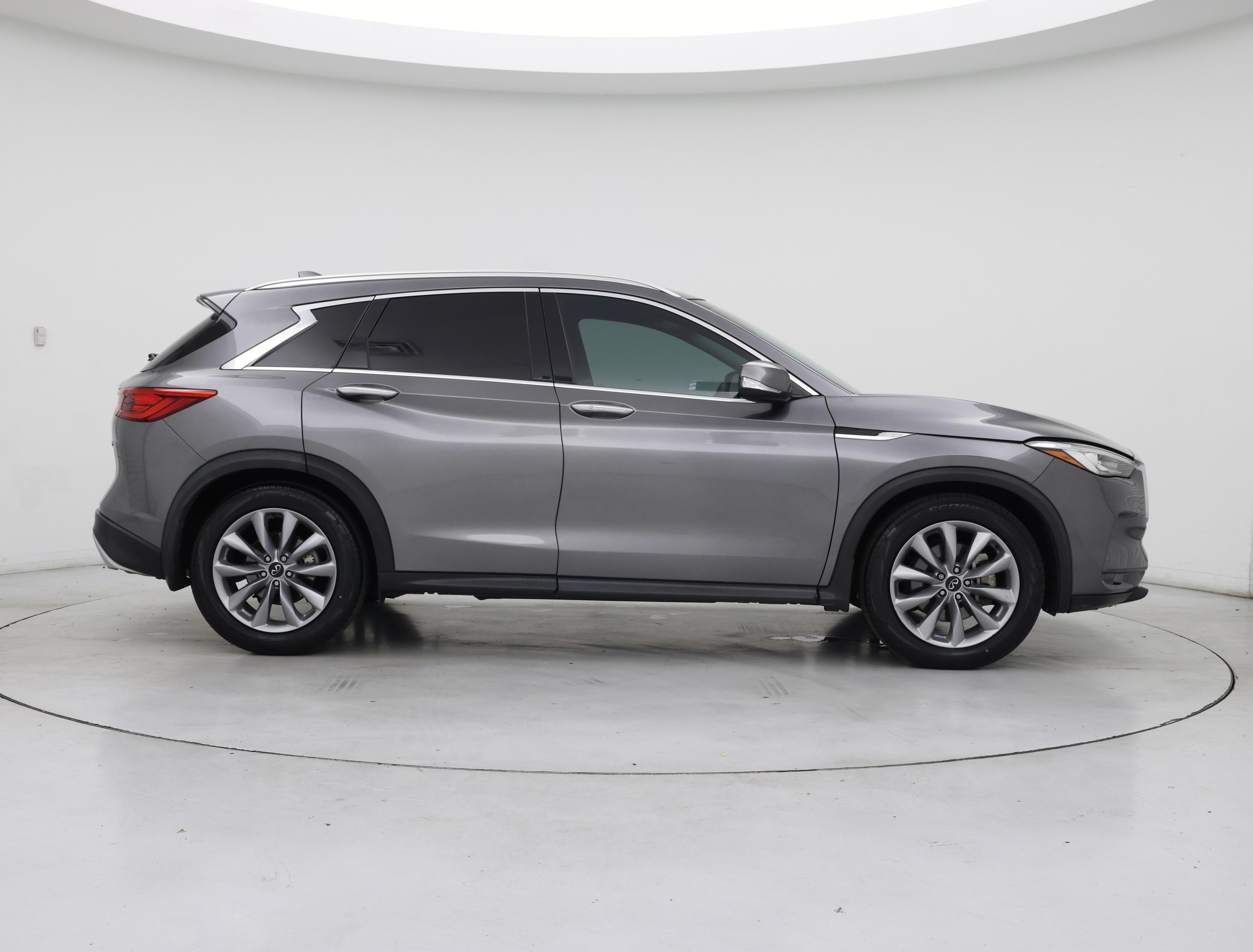 Thumbnail: 2020 INFINITI QX50 - 7