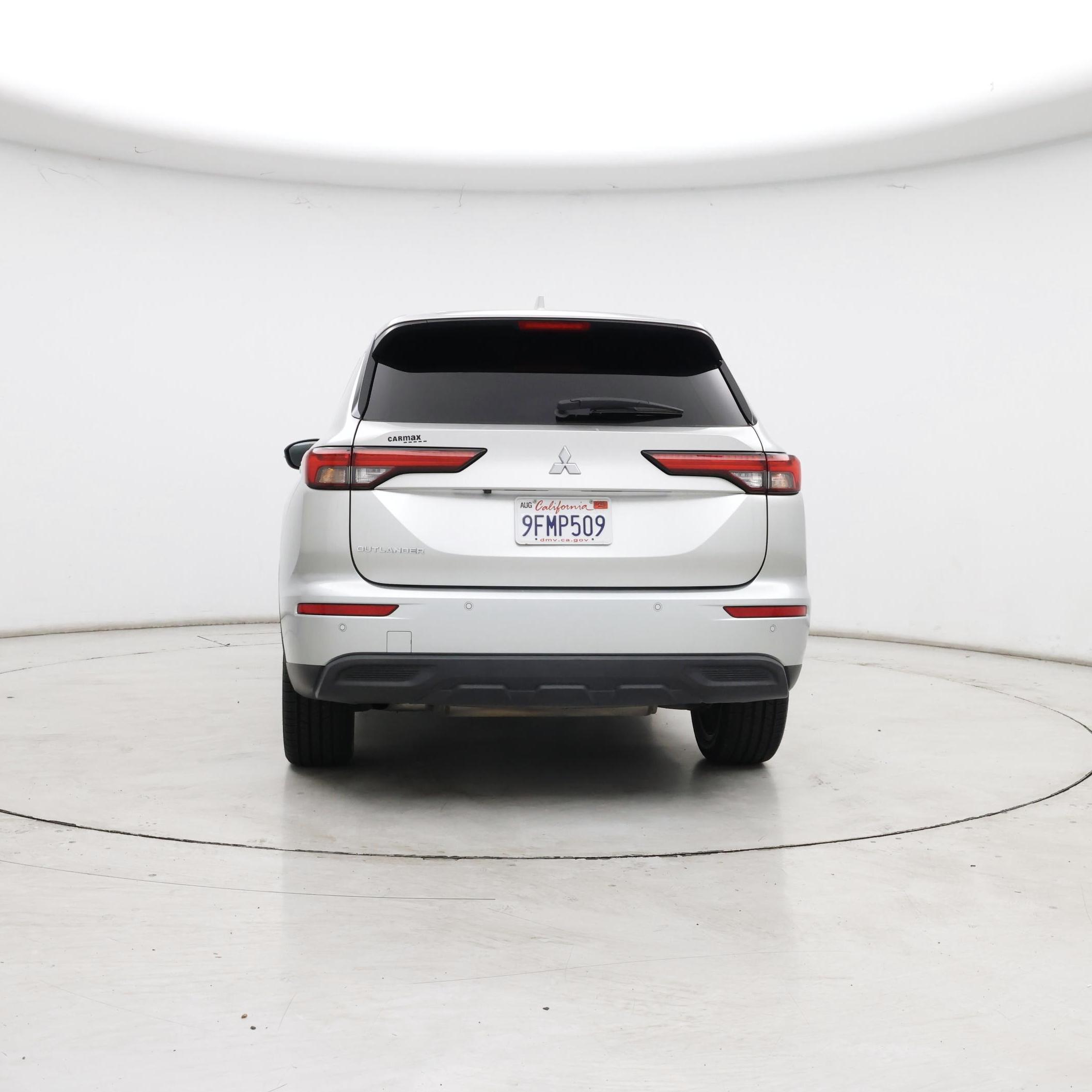 Thumbnail: 2022 Mitsubishi Outlander - 6