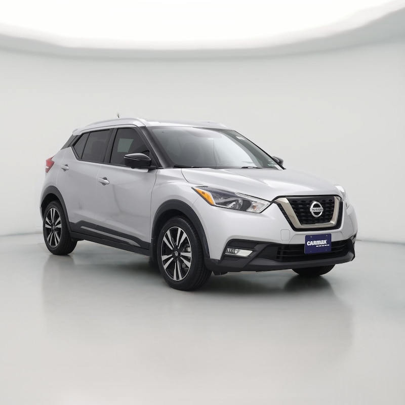 2019 Nissan Kicks SR