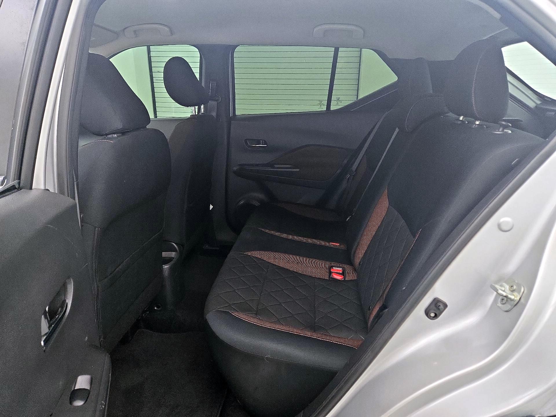 Thumbnail: 2019 Nissan Kicks - 18