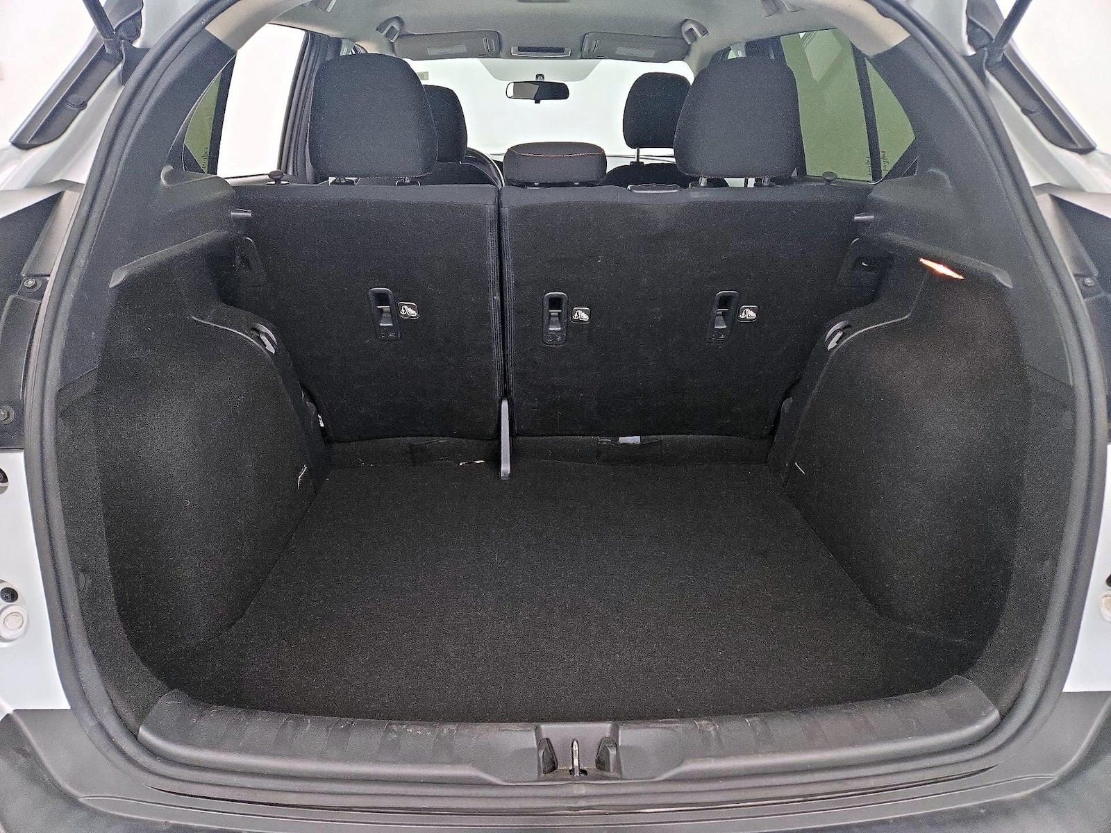 2019 Nissan Kicks SR - Photo 20