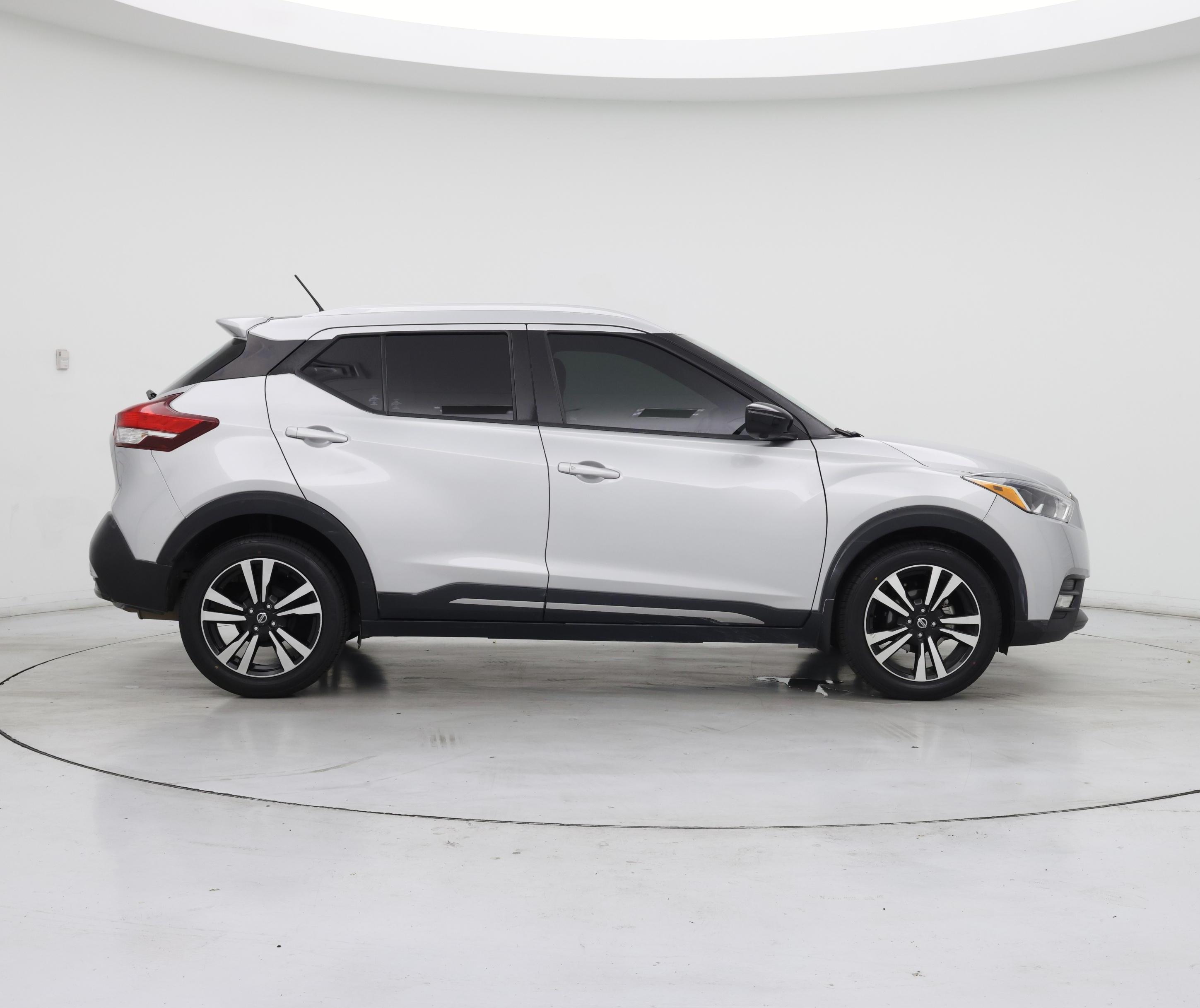 Thumbnail: 2019 Nissan Kicks - 7