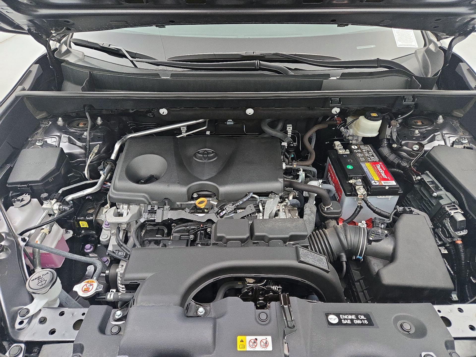 Thumbnail: 2019 Toyota RAV4 - 20
