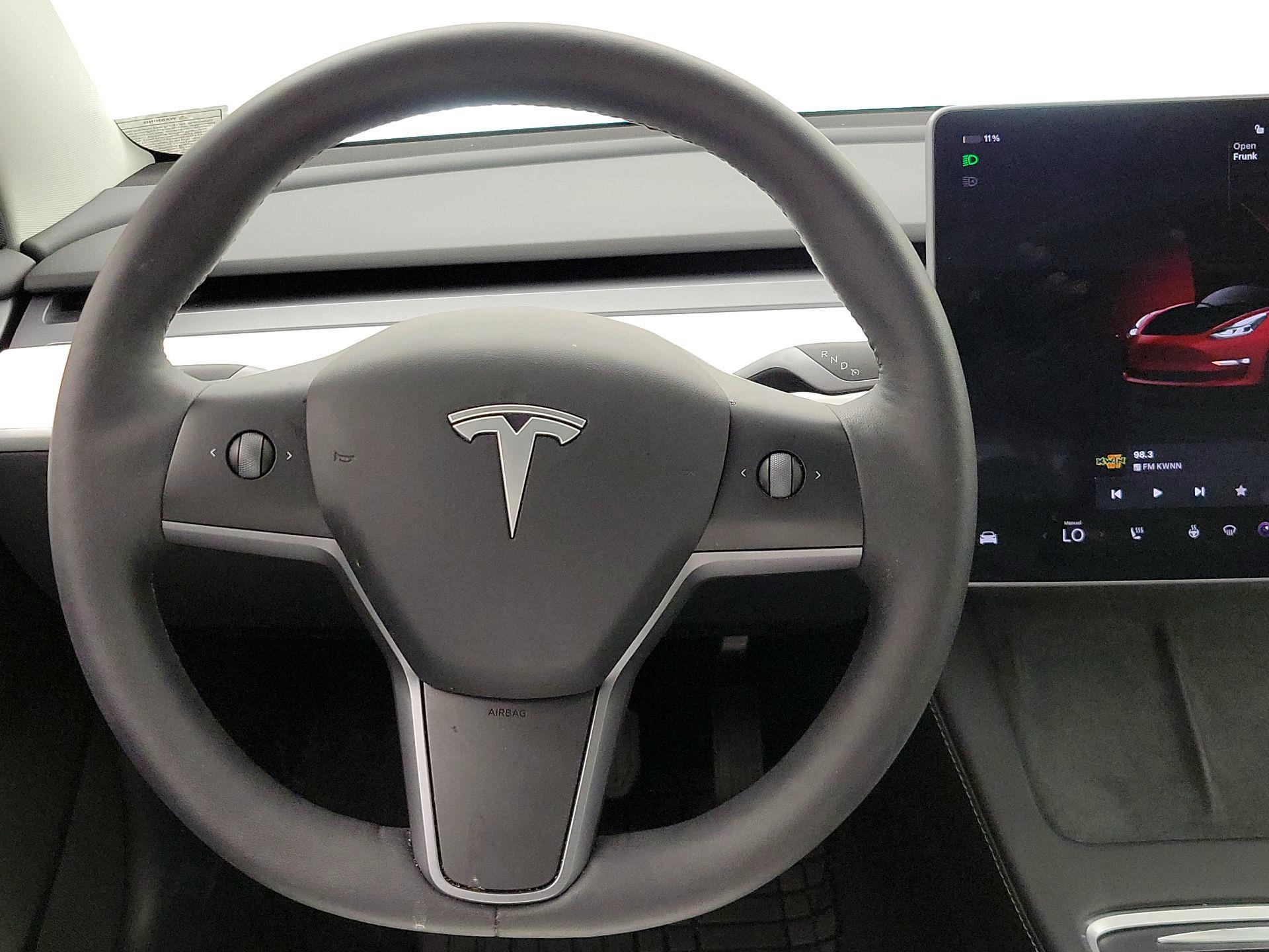 Thumbnail: 2023 Tesla Model 3 - 10
