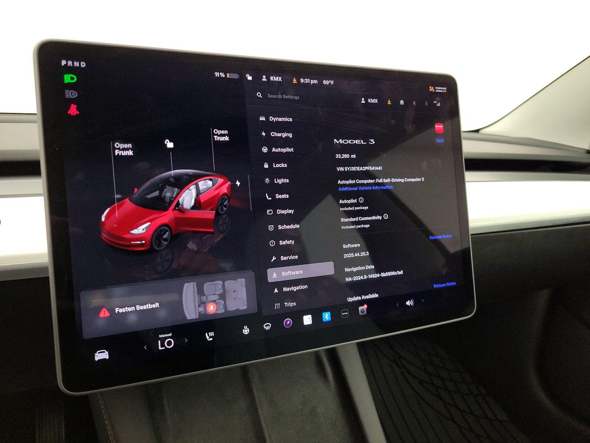 Thumbnail: 2023 Tesla Model 3 - 13