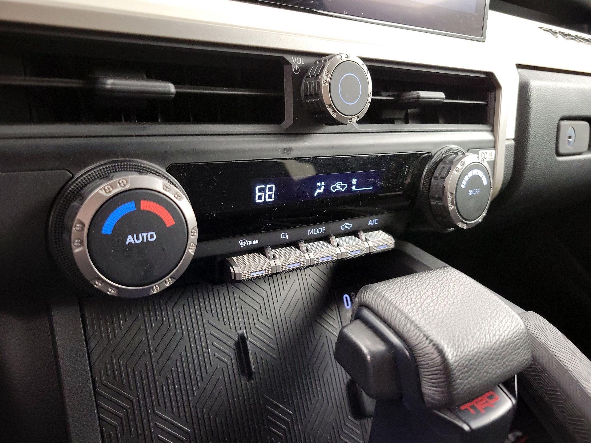 Thumbnail: 2024 Toyota Tacoma - 16