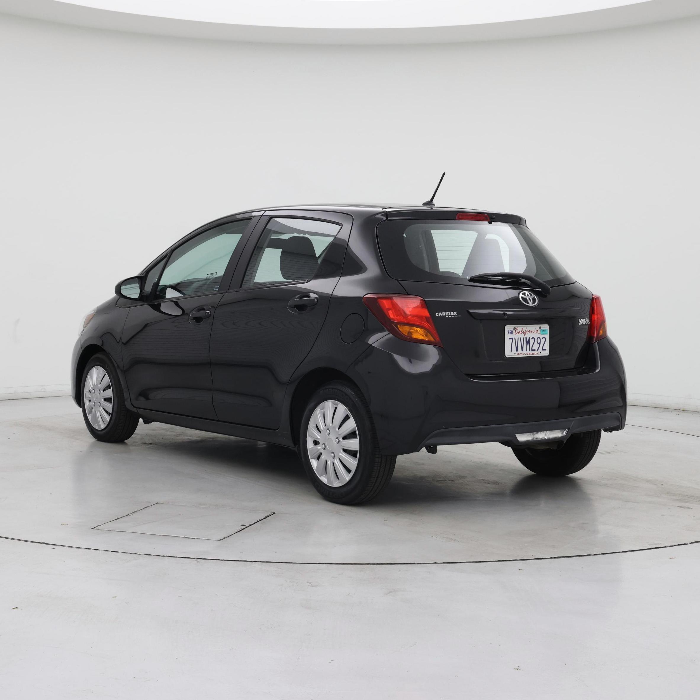 Thumbnail: 2015 Toyota Yaris - 2