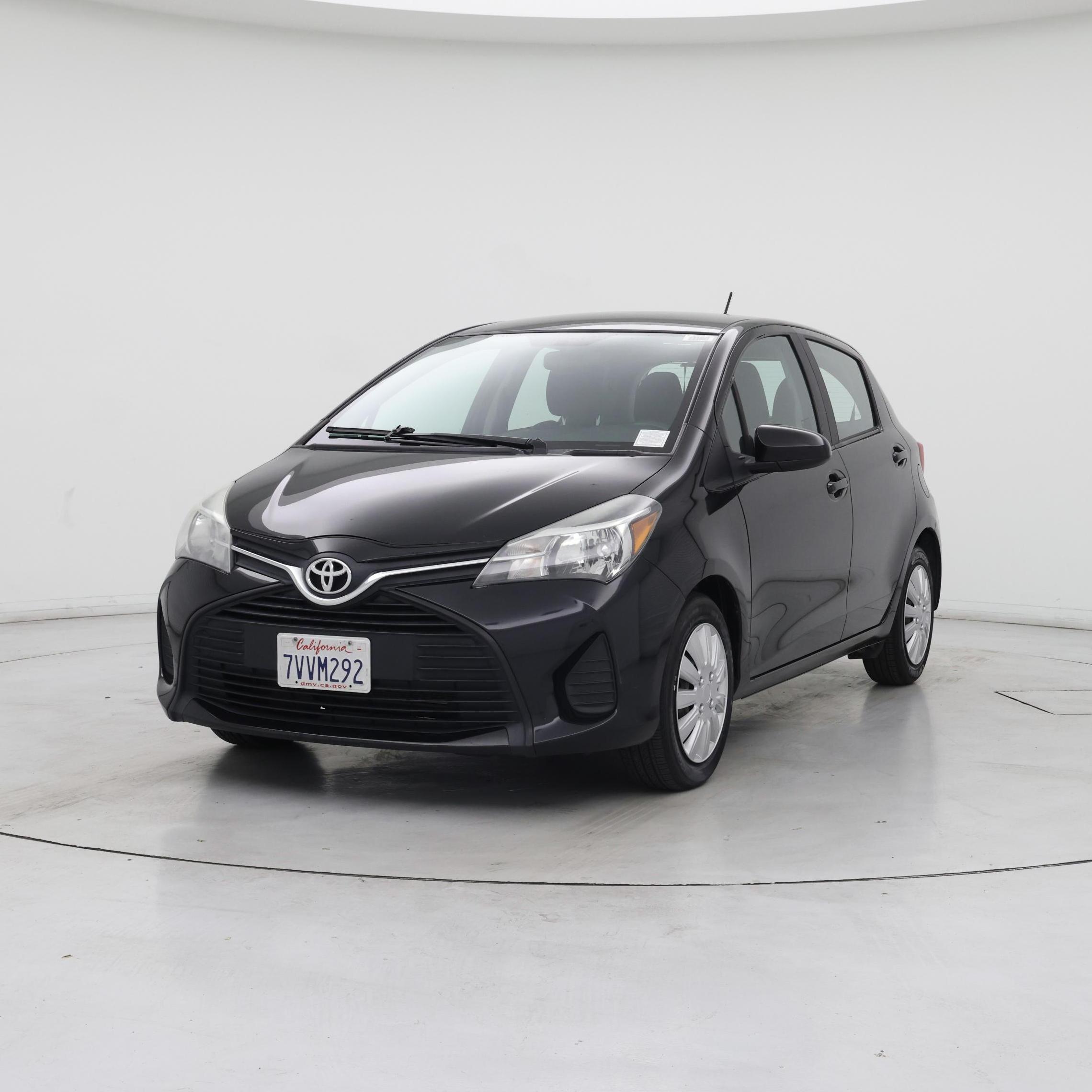 Thumbnail: 2015 Toyota Yaris - 4