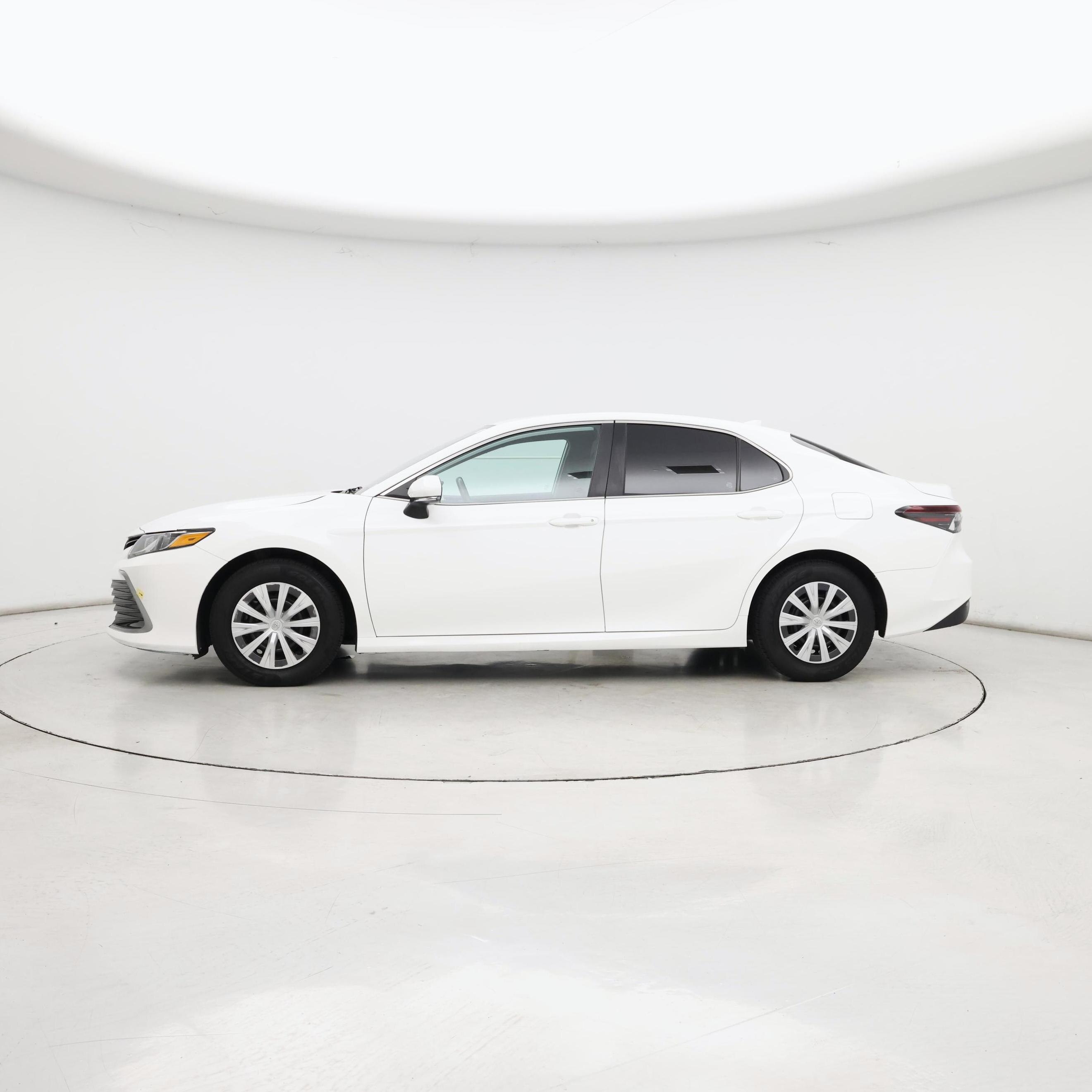 Thumbnail: 2024 Toyota Camry - 3