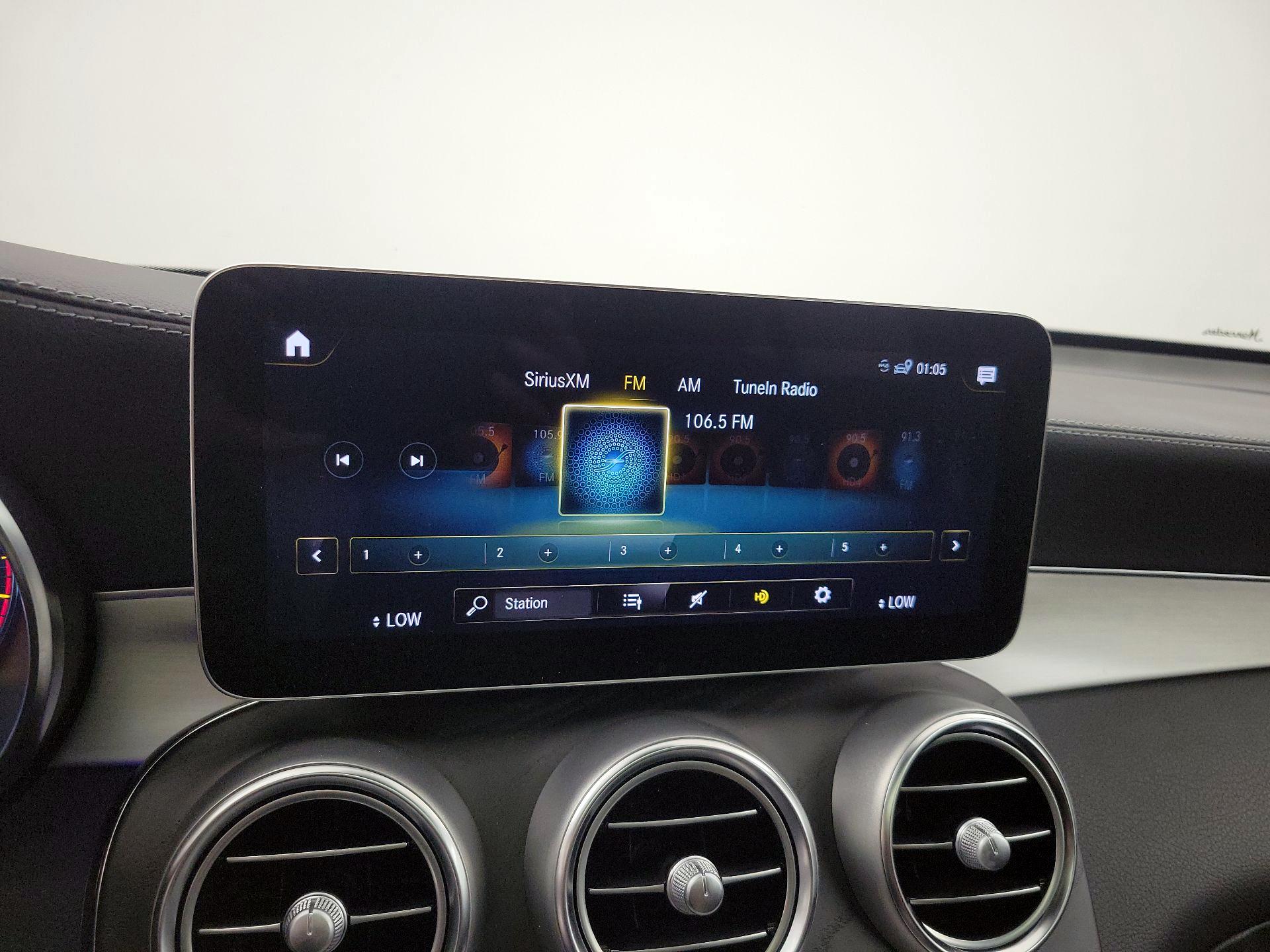 Thumbnail: 2023 Mercedes-Benz GLC - 15