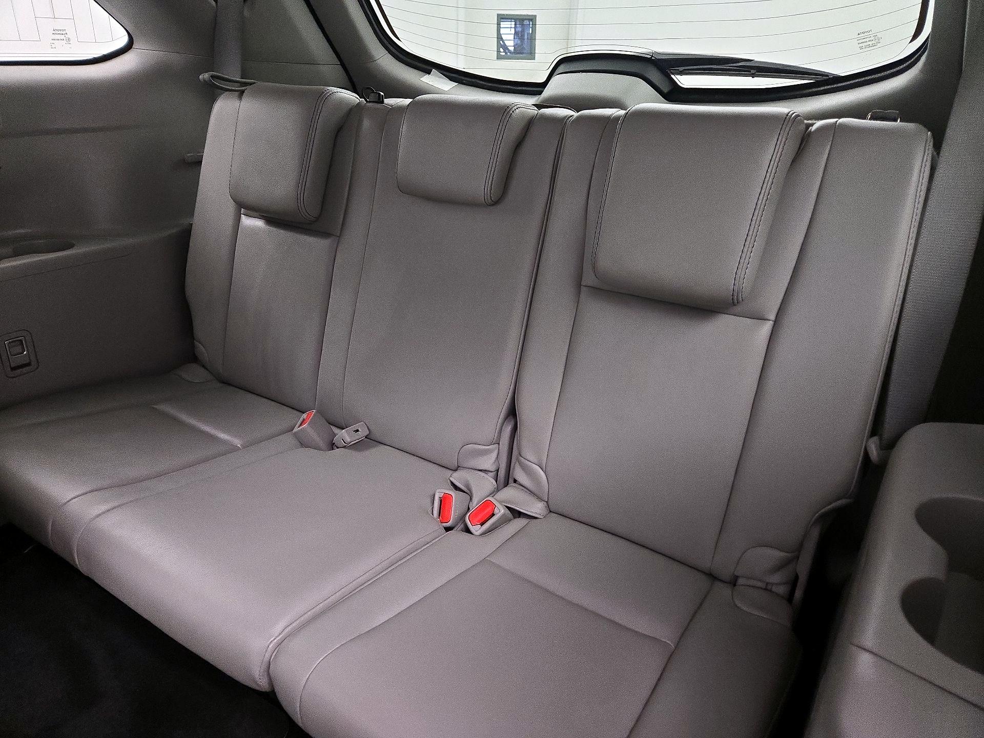 Thumbnail: 2016 Toyota Highlander - 19