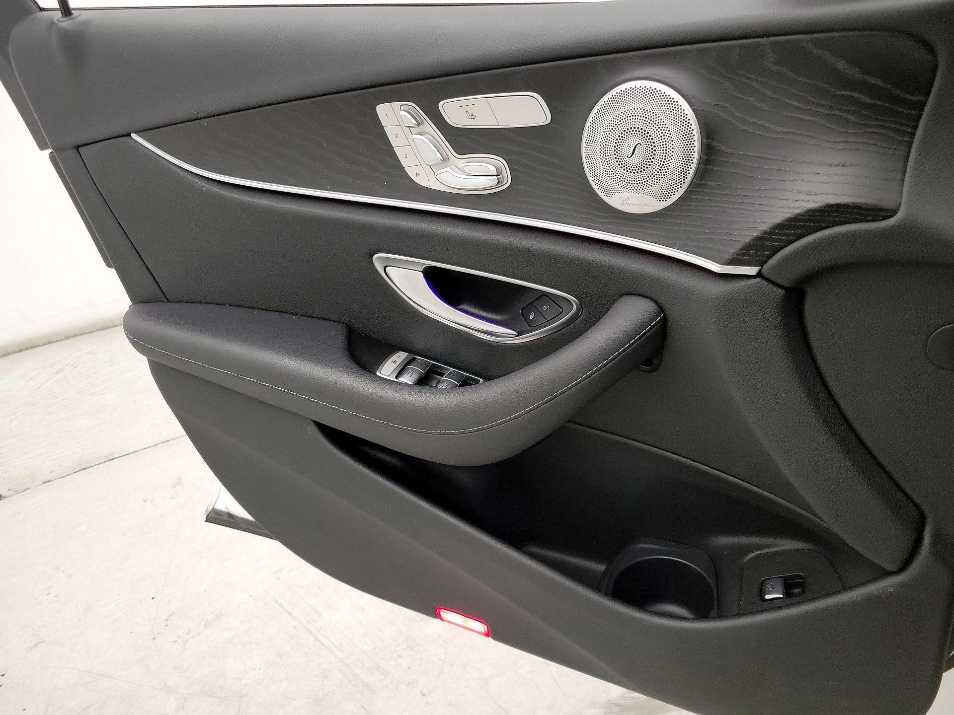 Thumbnail: 2021 Mercedes-Benz E-Class - 12