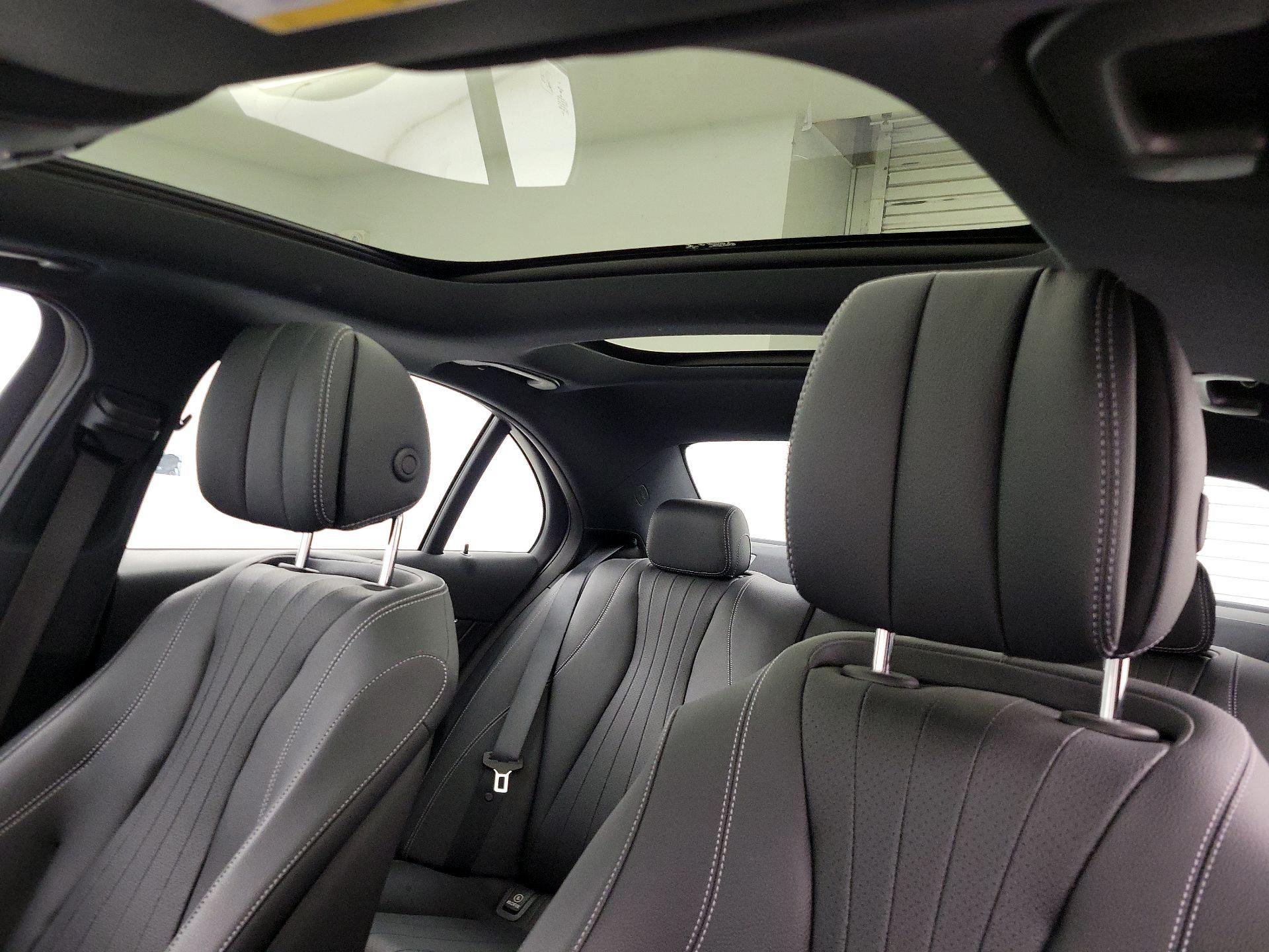 Thumbnail: 2021 Mercedes-Benz E-Class - 20