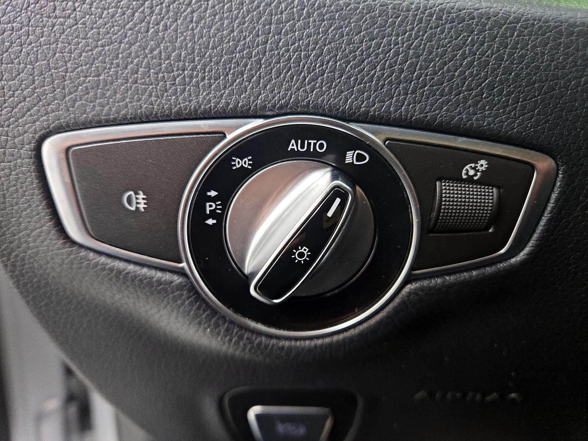 Thumbnail: 2017 Mercedes-Benz E-Class - 13