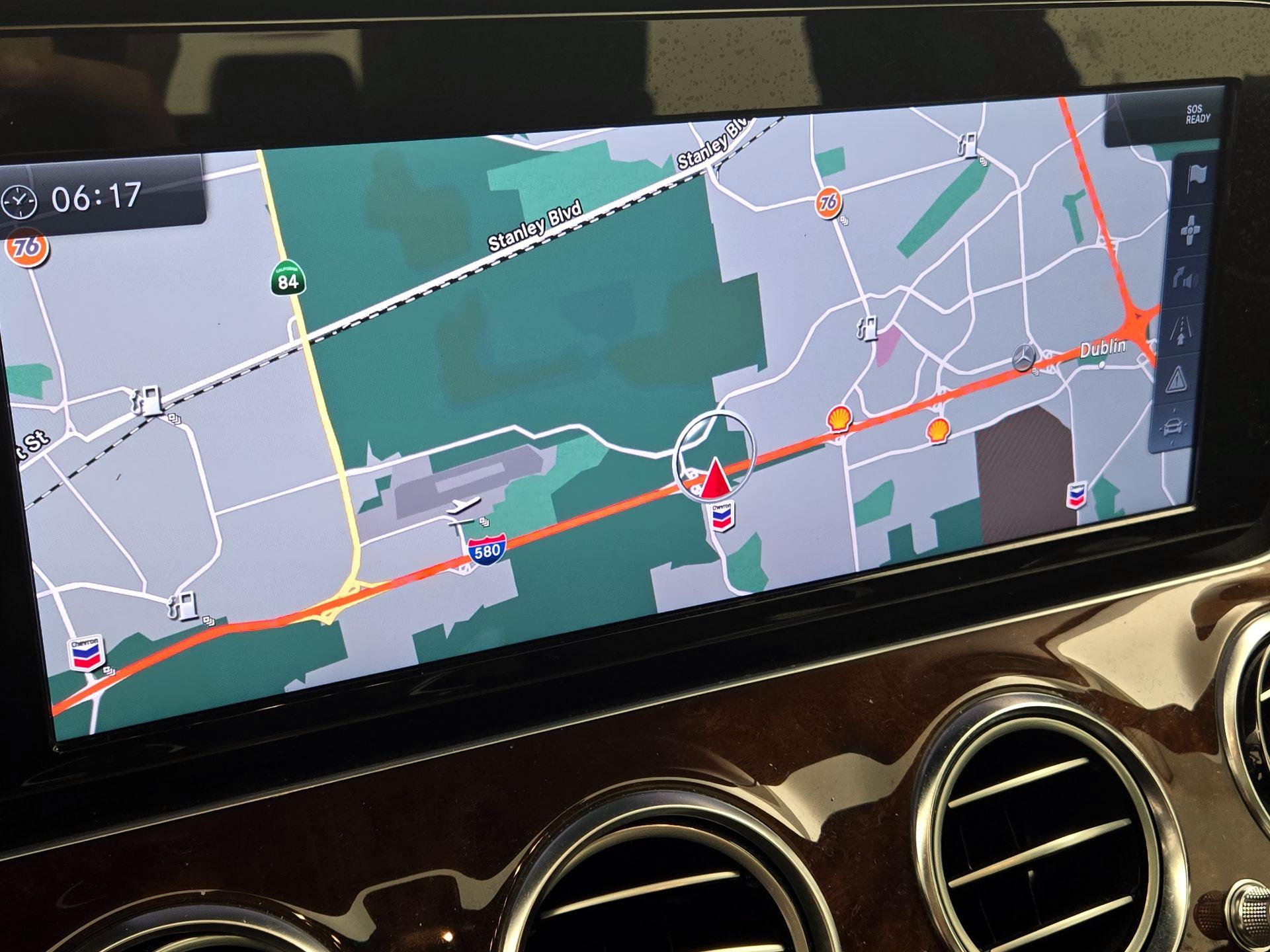 Thumbnail: 2017 Mercedes-Benz E-Class - 14